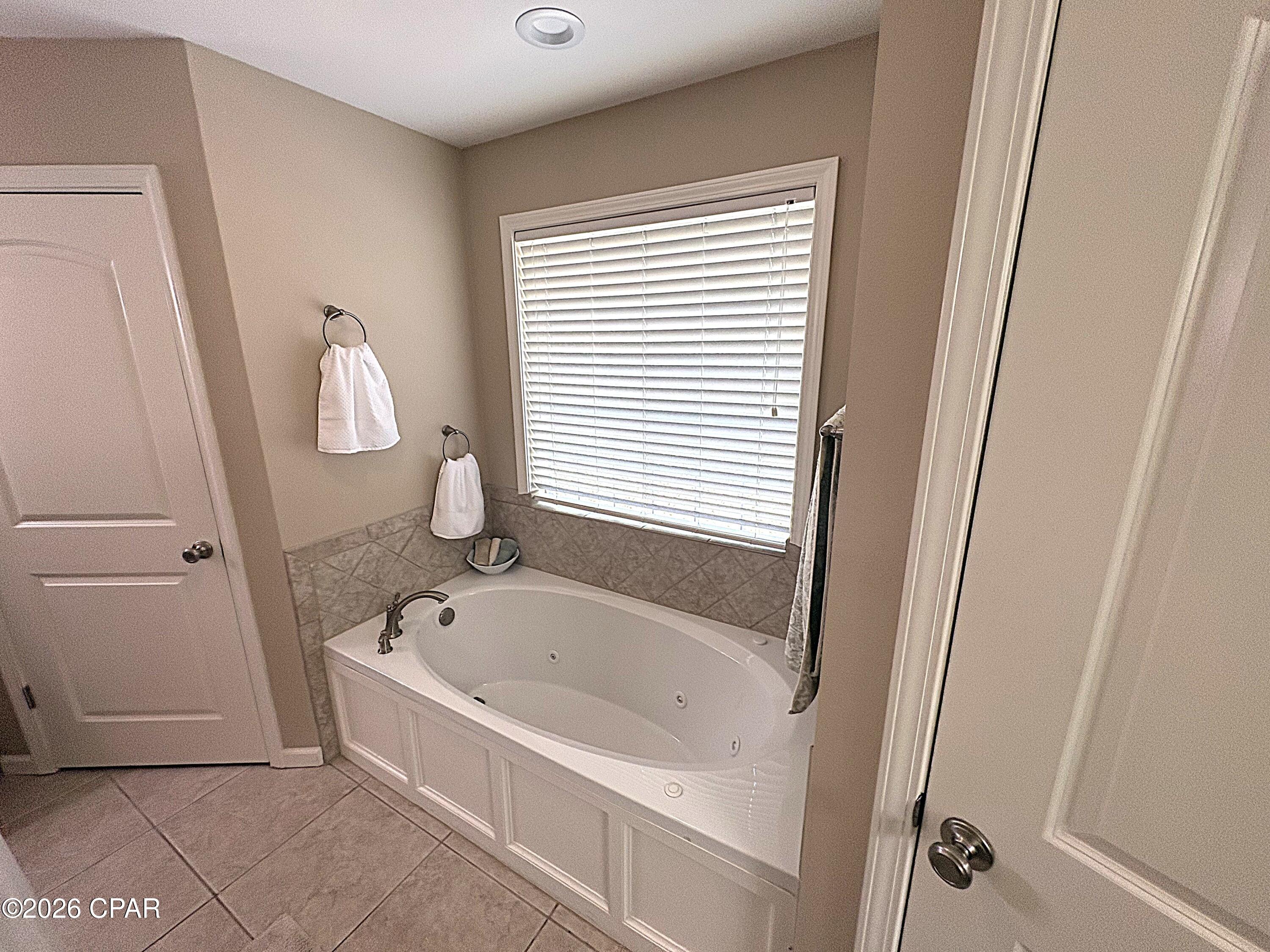 Image 35 For 4667 River Drive