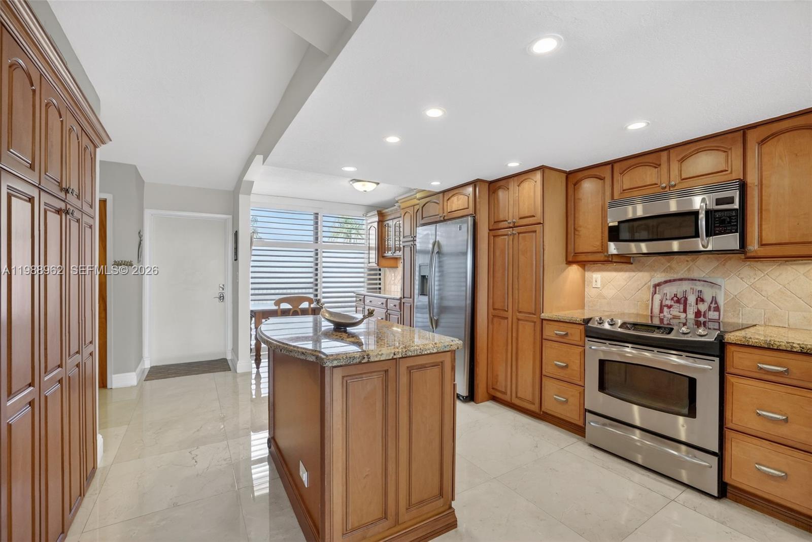 Homes for sale in Pompano Beach, FL | 1100 Se 5Th Ct #24, Pompano Beach, FL 33060 | MLS# A11988962