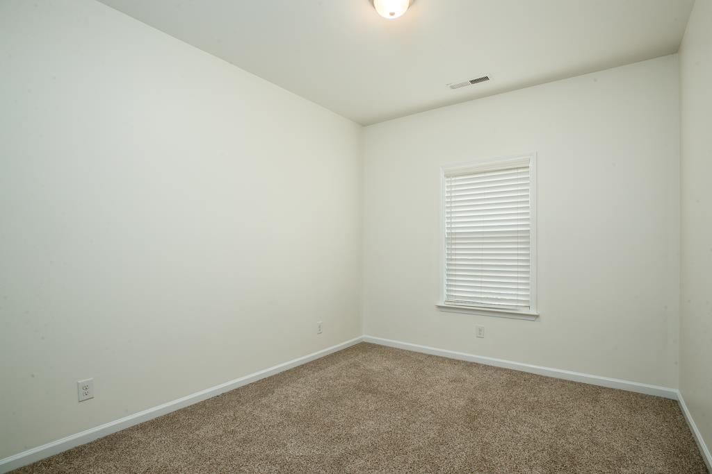 2609806 | Photo 23