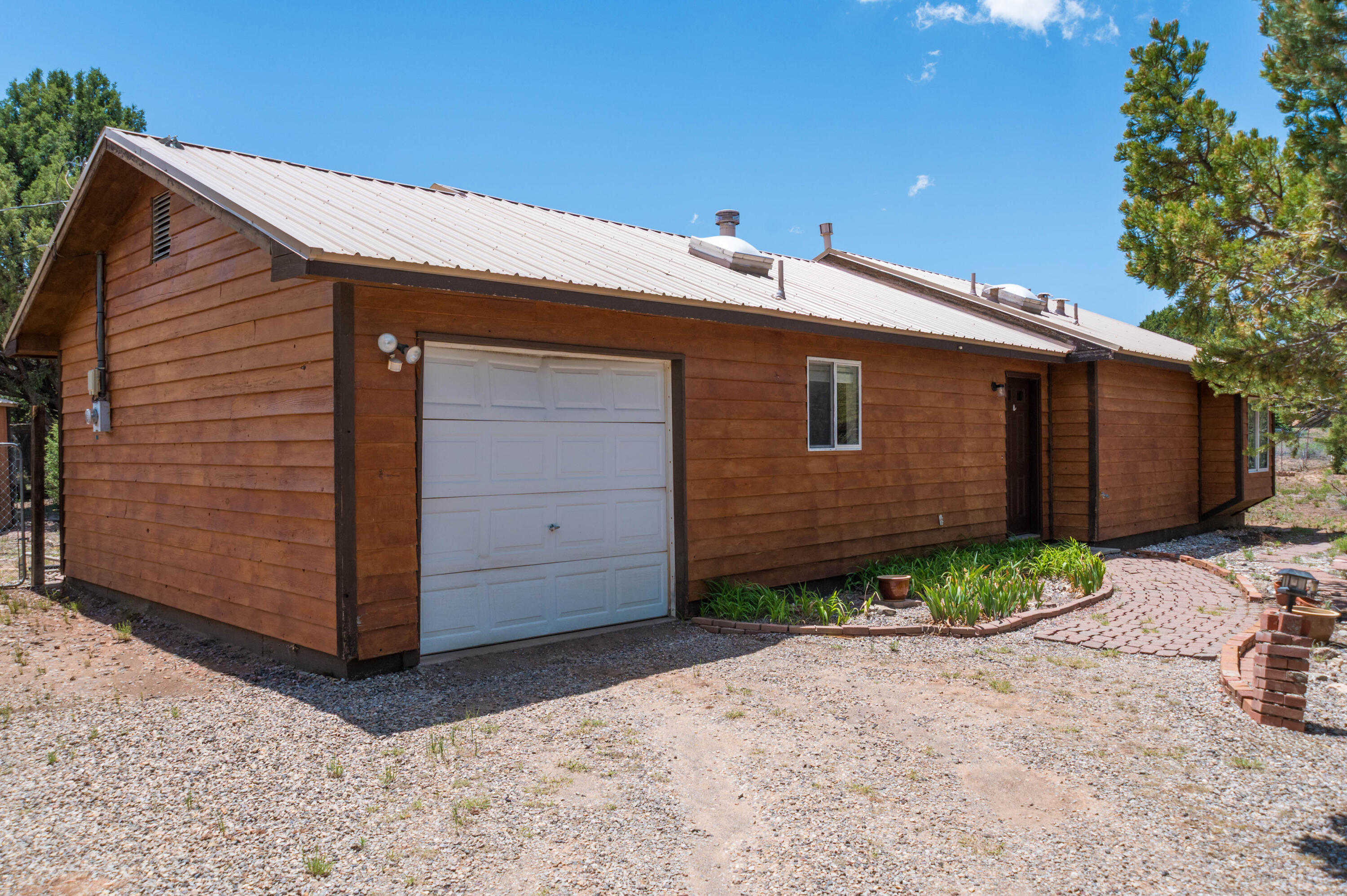 Homes for sale in Tijeras, NM | 6 Days Done Rd, Tijeras, NM 87059 | MLS# 1101748