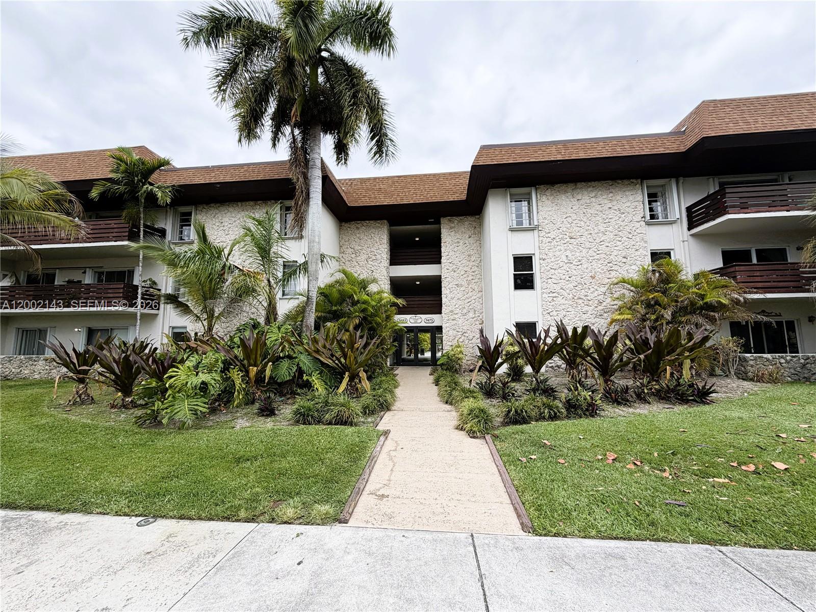 Dadeland Capri Condo