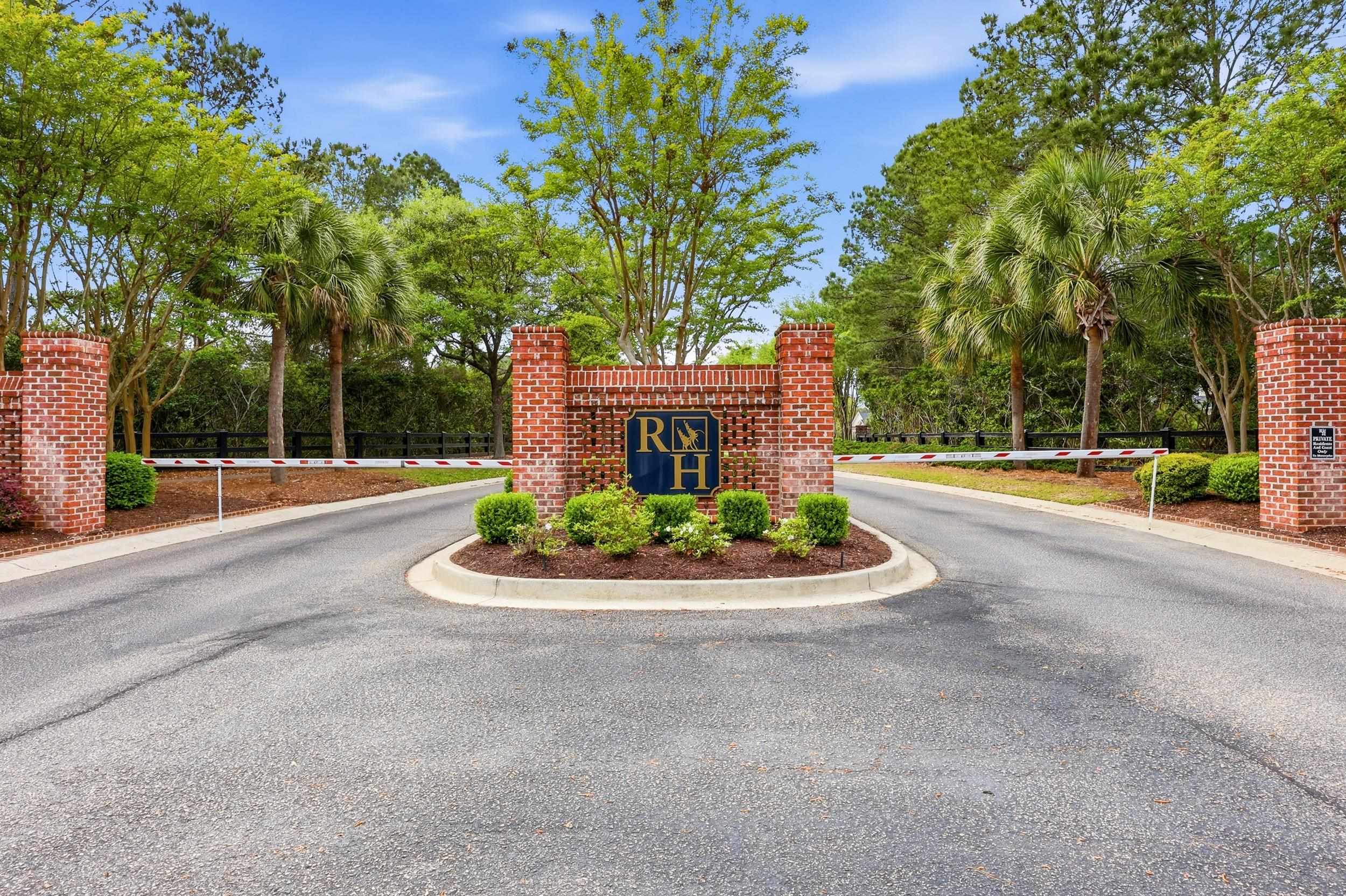 52 Winston Circle 