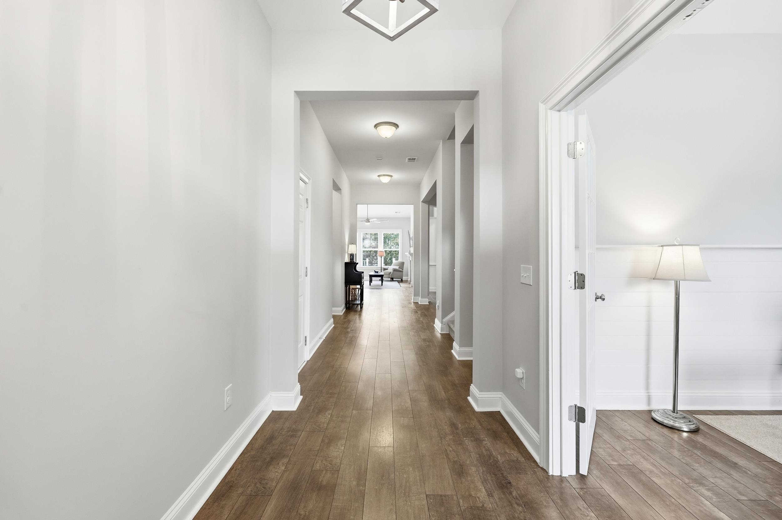 52 Winston Circle 