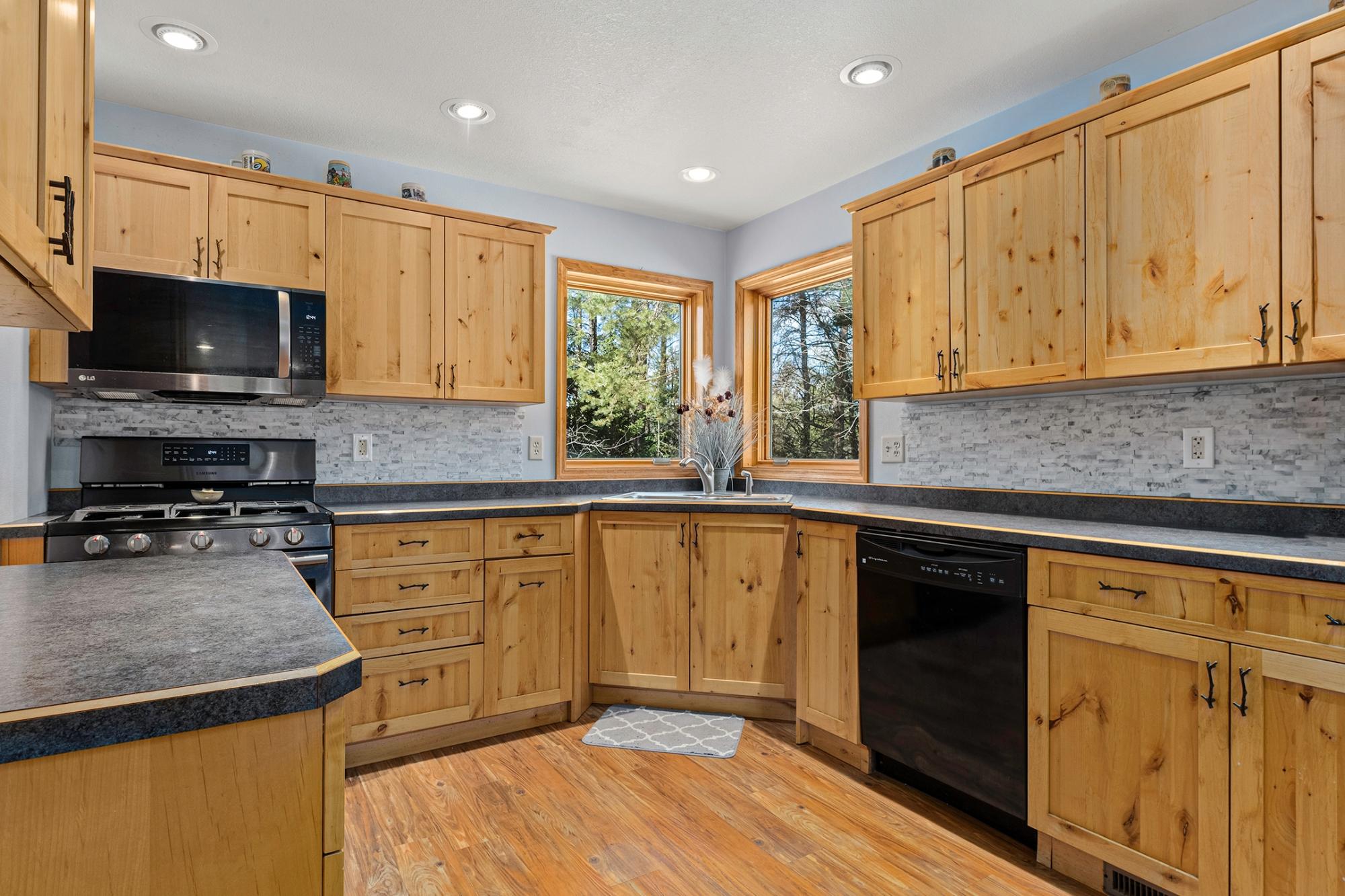 River Property Property 4000 Hwy 47 Photo 7