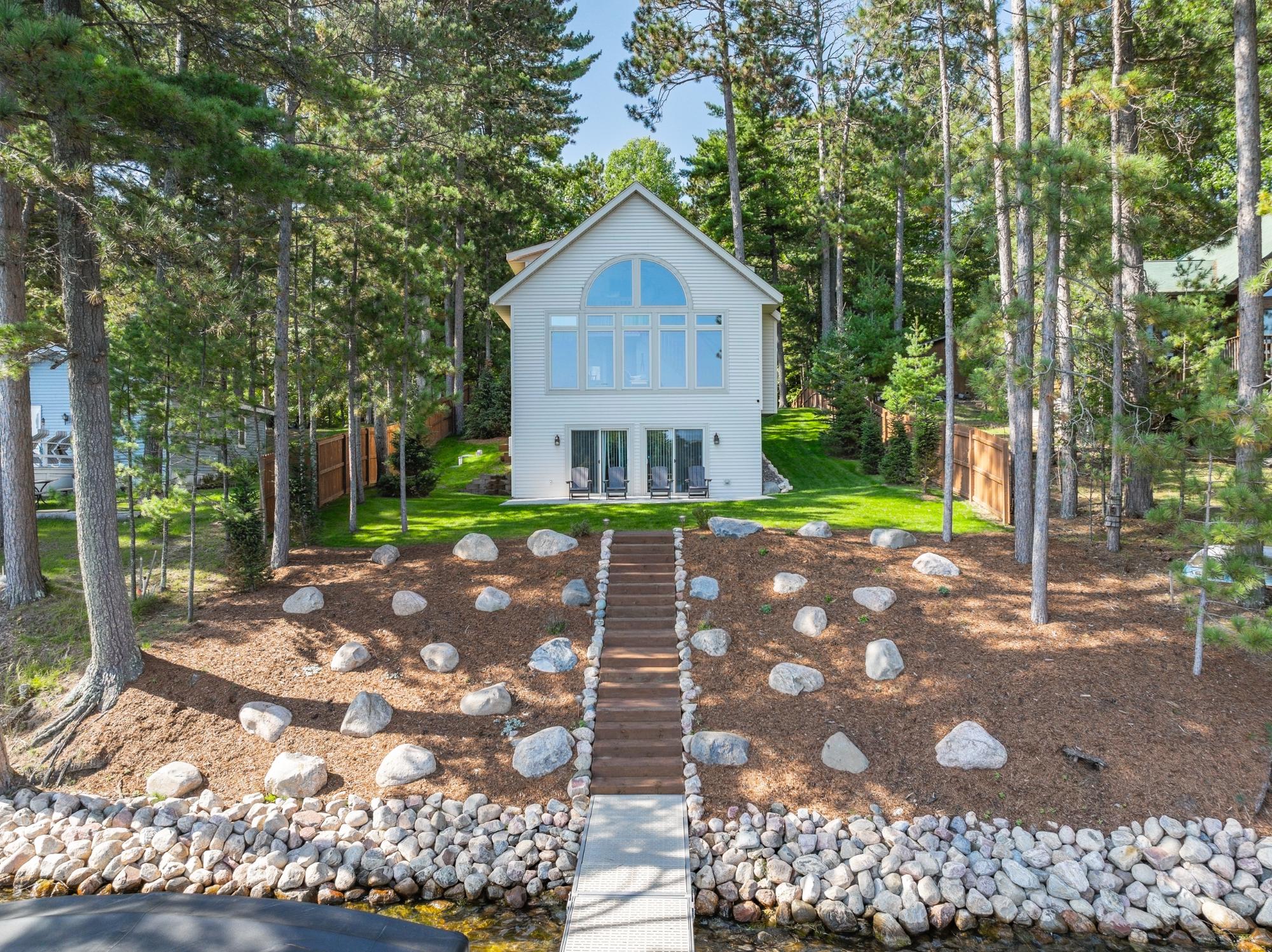 Kawaguesaga Lake house picture