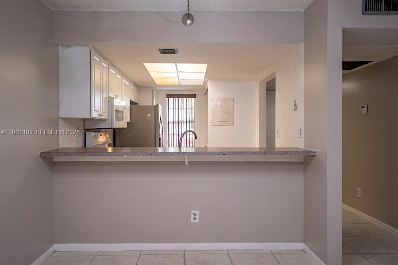 Property photo # 9