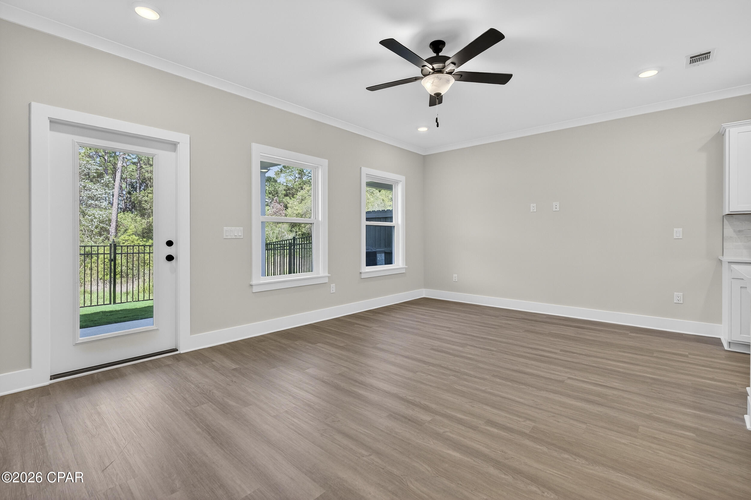 Image 5 For 309 Cyan Lane 29