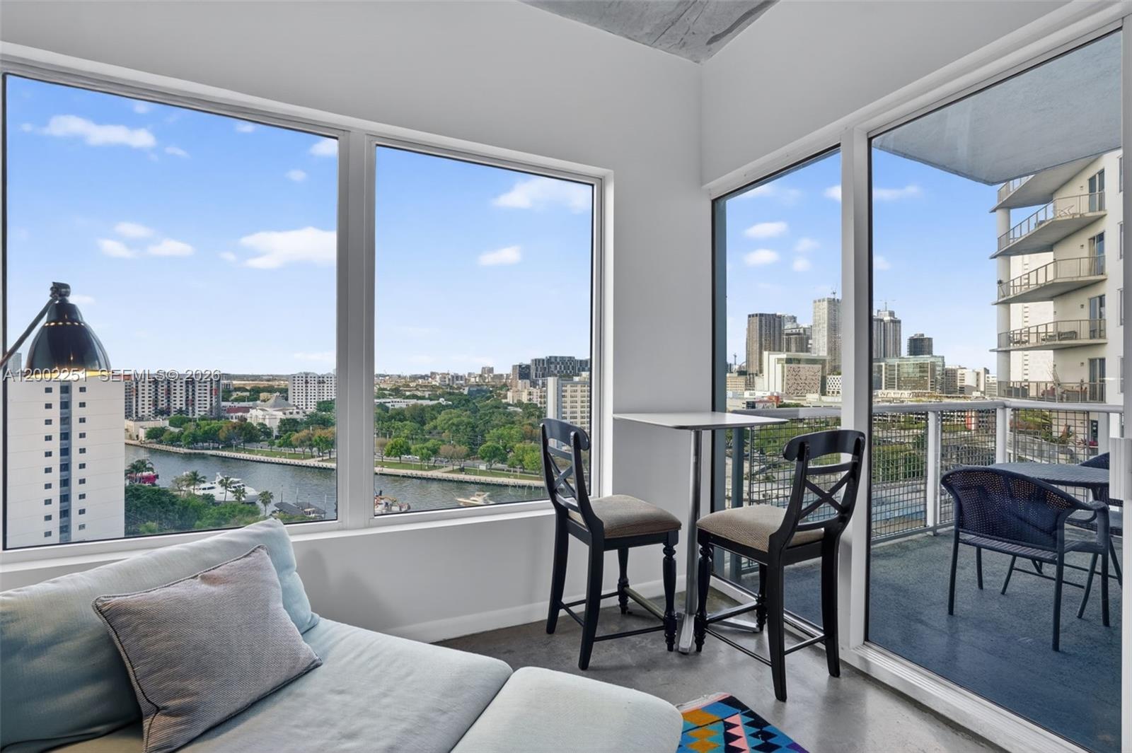 Neo Condo