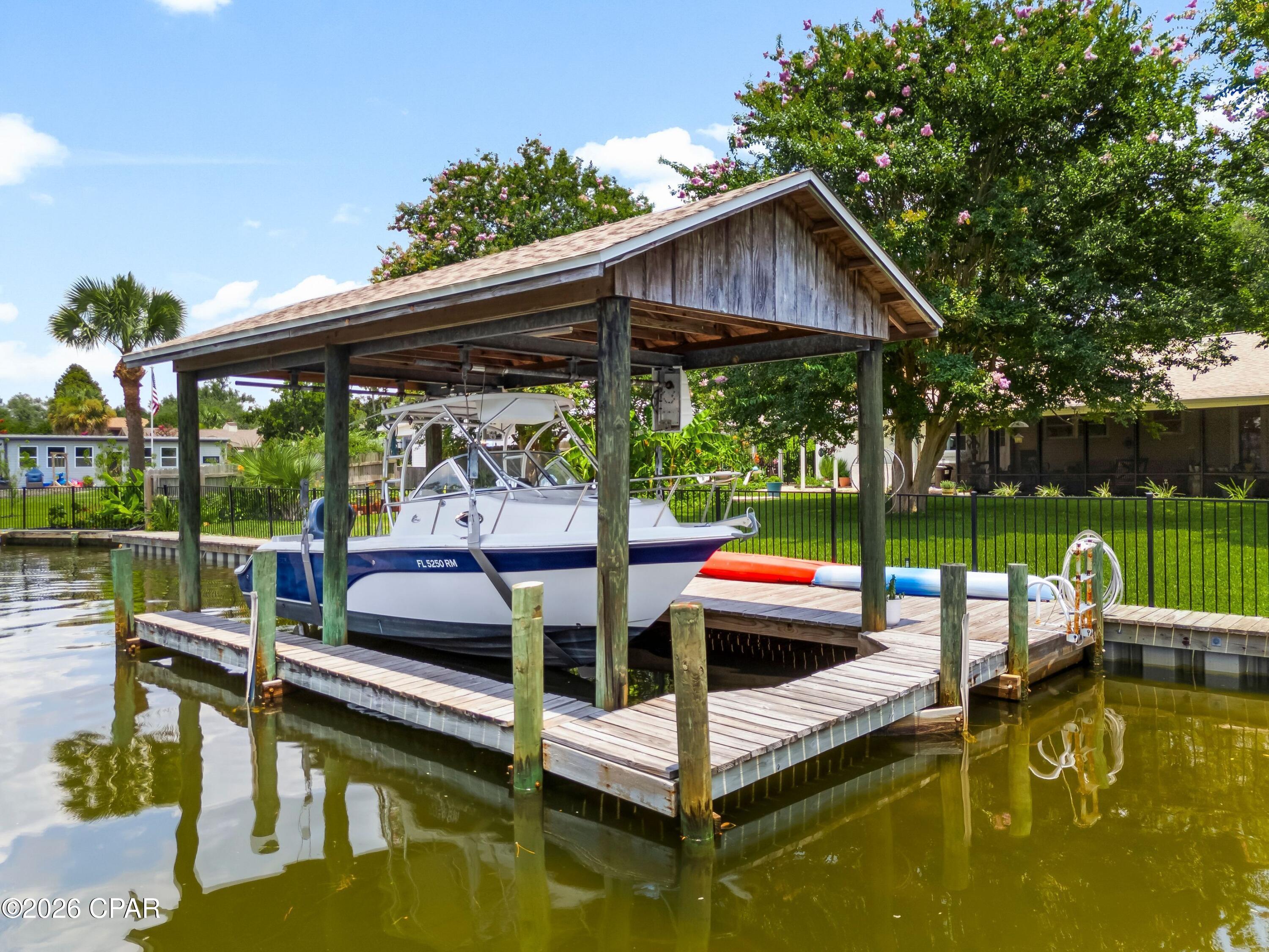 Image 5 For 4439 Vista Lane