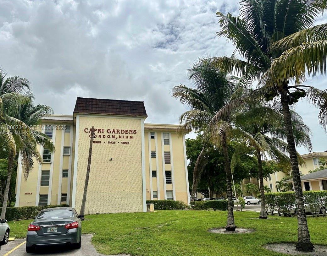 Capri Gardens Condo