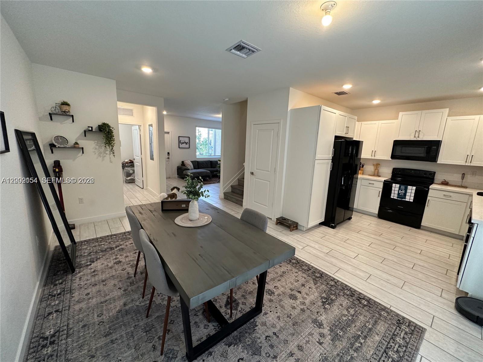 Property photo # 3