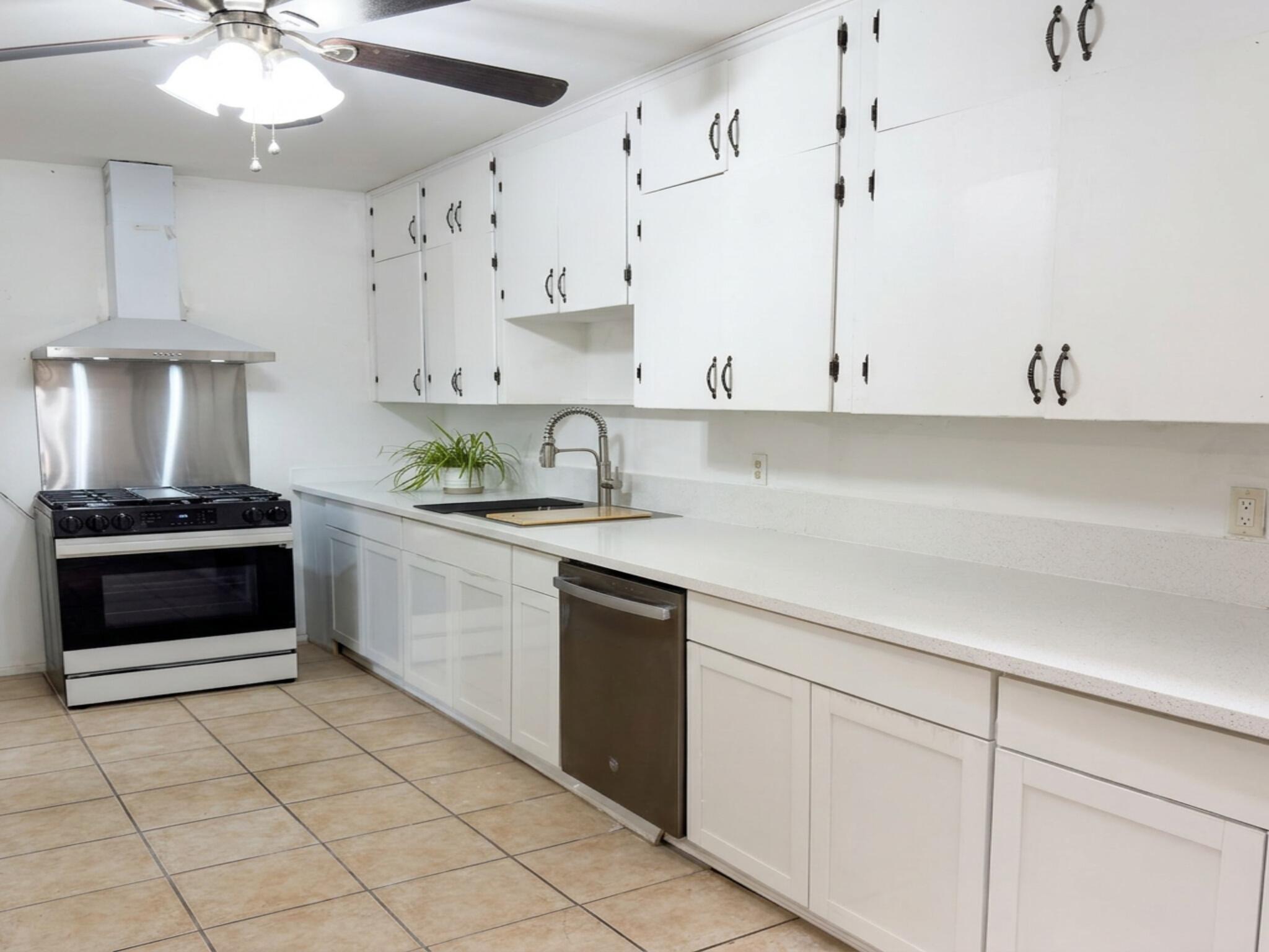 8819 MENAUL BOULEVARD NE, ALBUQUERQUE, NM 87112  Photo 6
