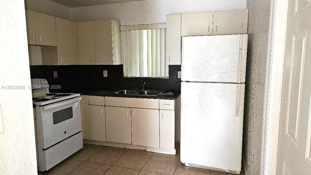 Property photo # 6
