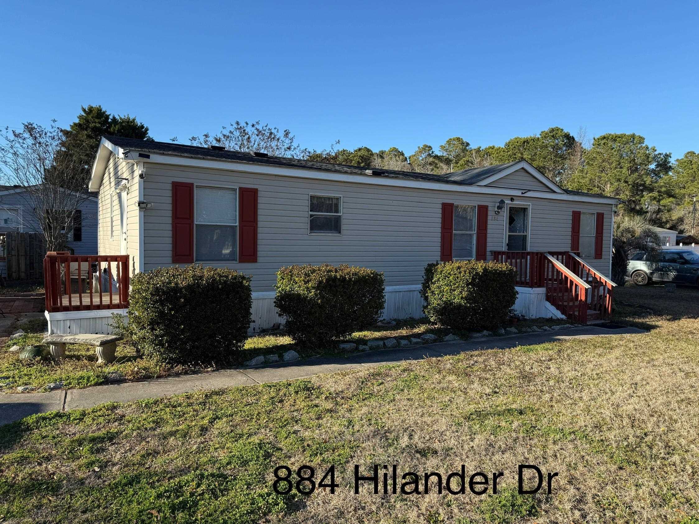 884 Hilander Dr. Murrells Inlet, SC 29576