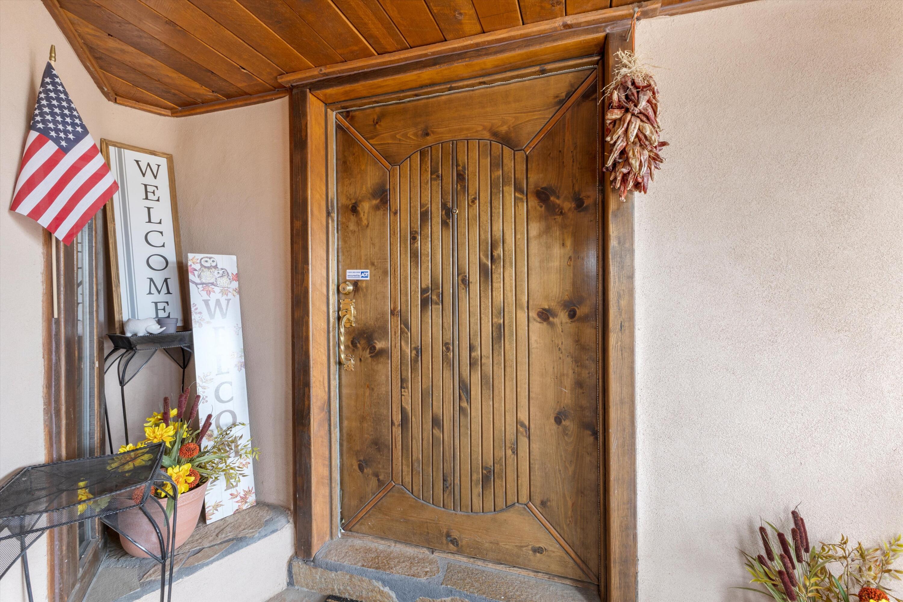 Homes for sale in Espanola, NM | 116 N Coronado Ave, Espanola, NM 87532 | MLS# 1101794