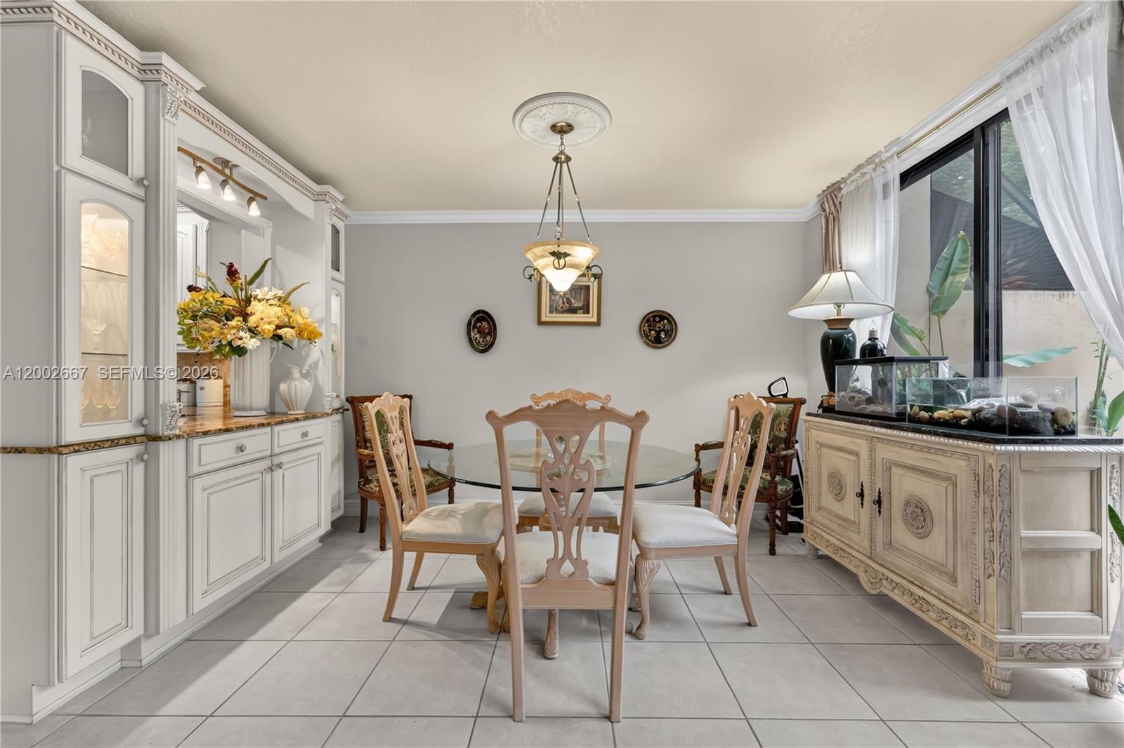 Spacious garage and storage at 3505 Torremolinos Ave - Townhouse in Doral