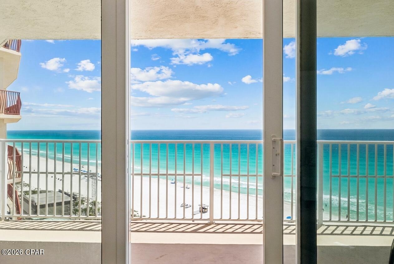 Image 9 For 7205 Thomas Drive 1206