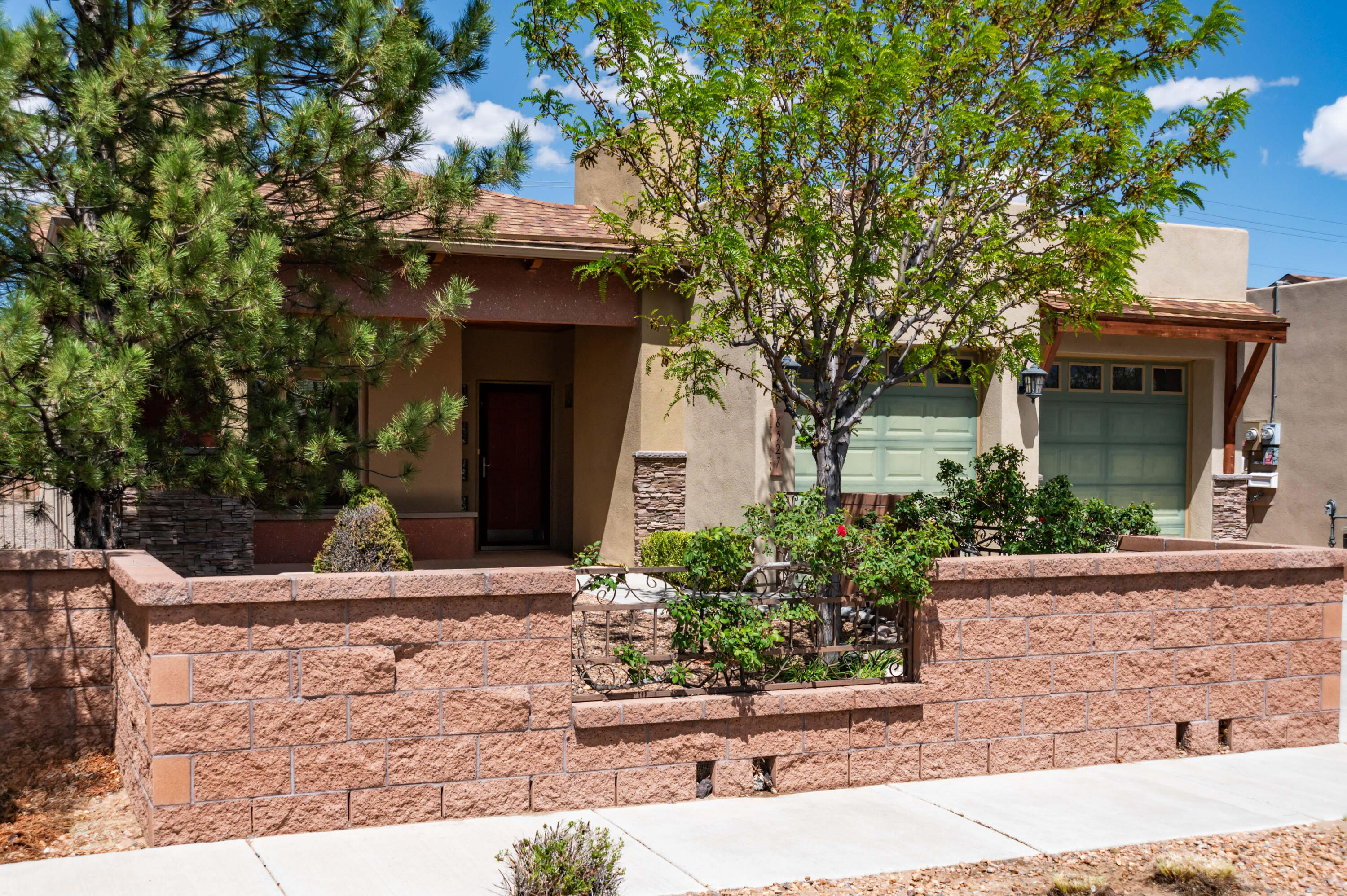 Homes for sale in Albuquerque, NM | 6527 Jazmin Pl Nw, Albuquerque, NM 87114 | MLS# 1101817