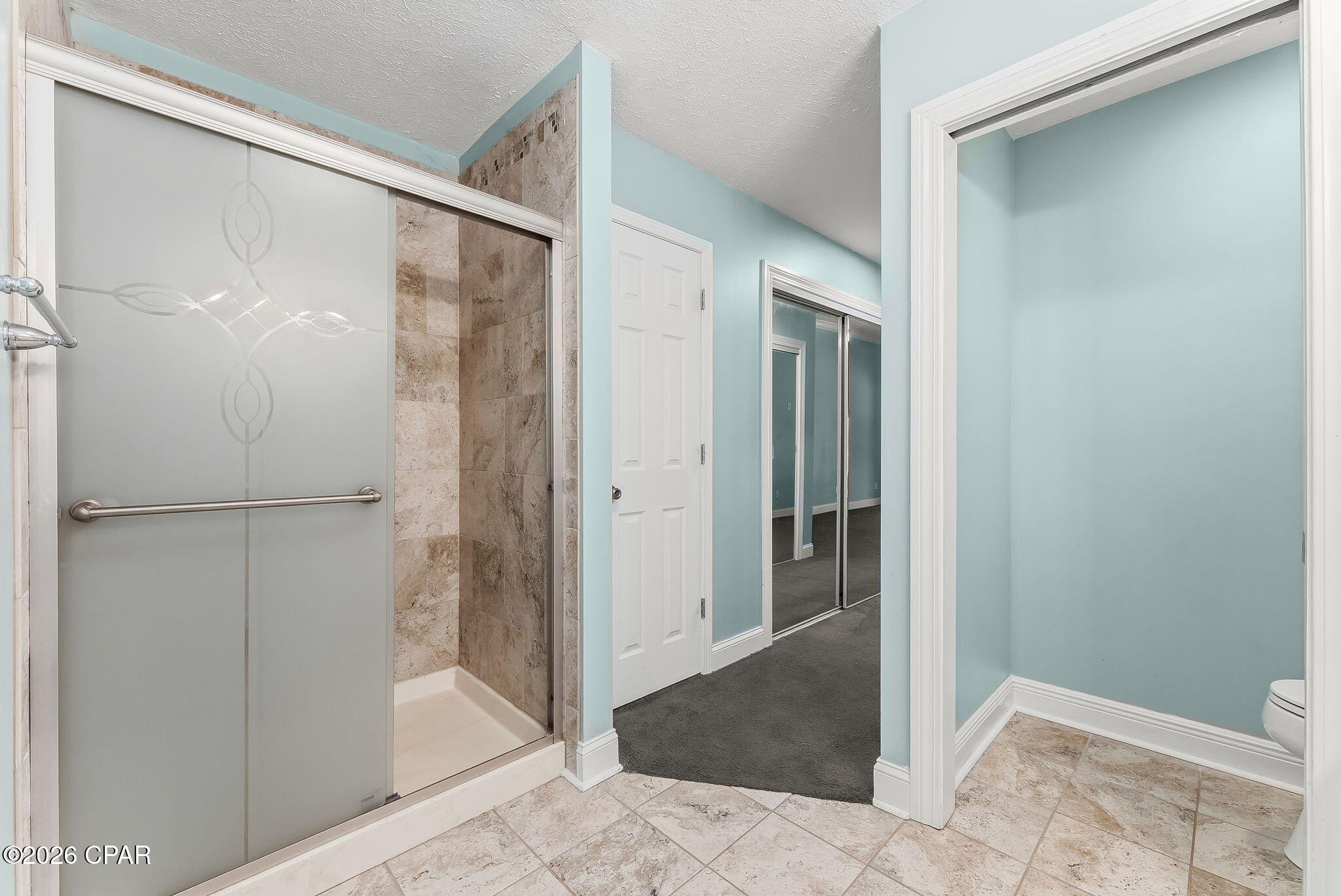 Image 29 For 1024 East Street