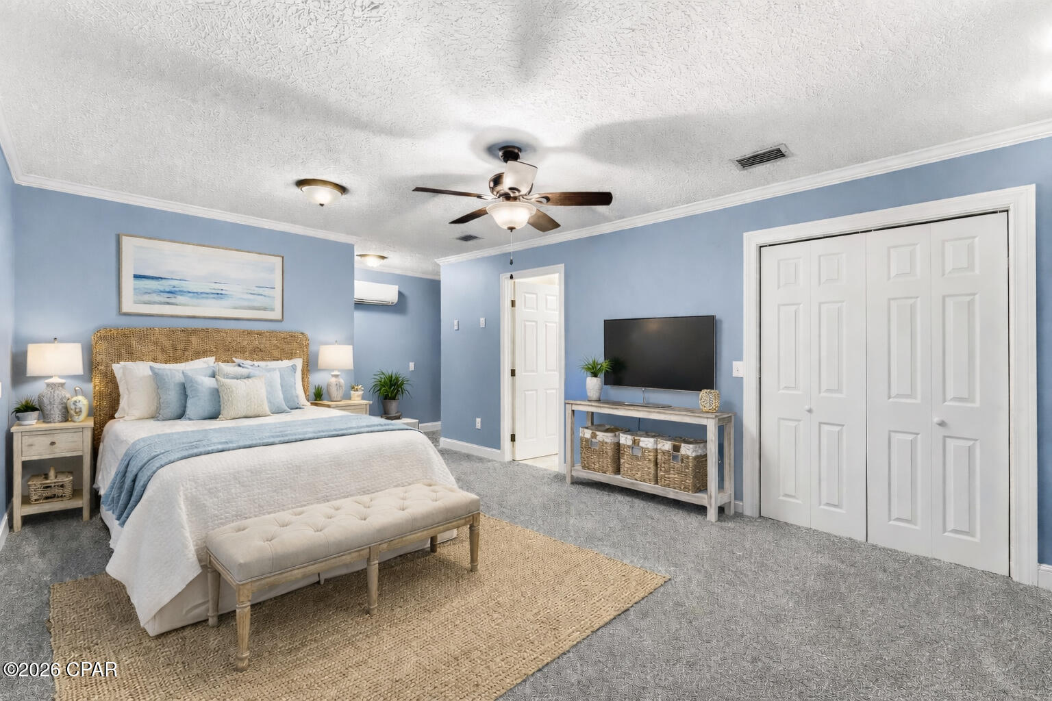 Image 32 For 1024 East Street