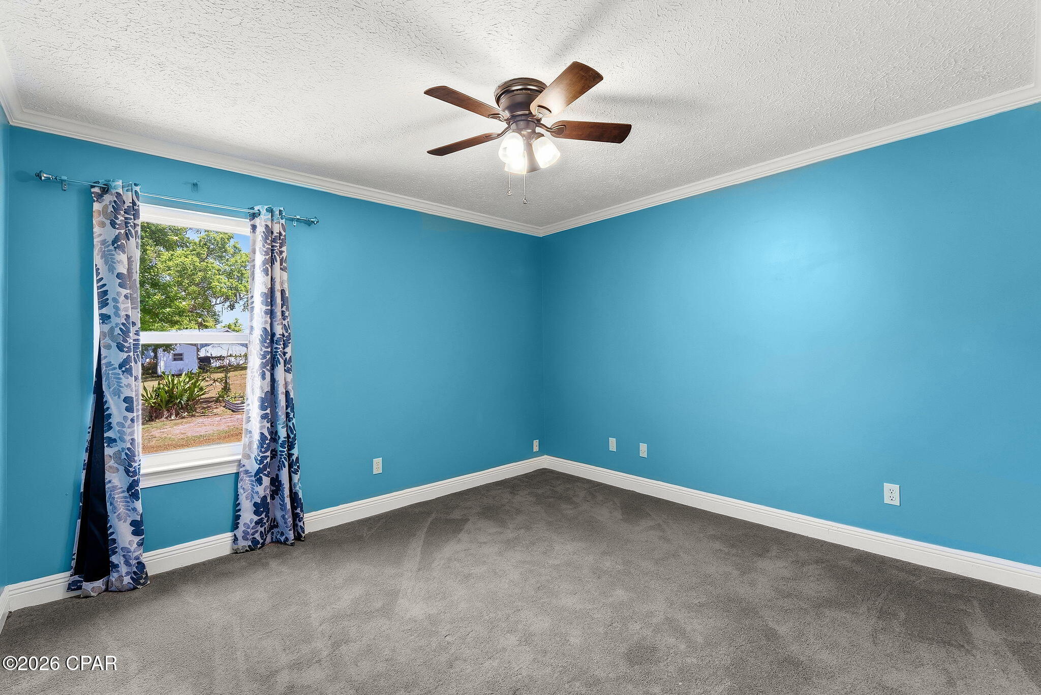 Image 37 For 1024 East Street