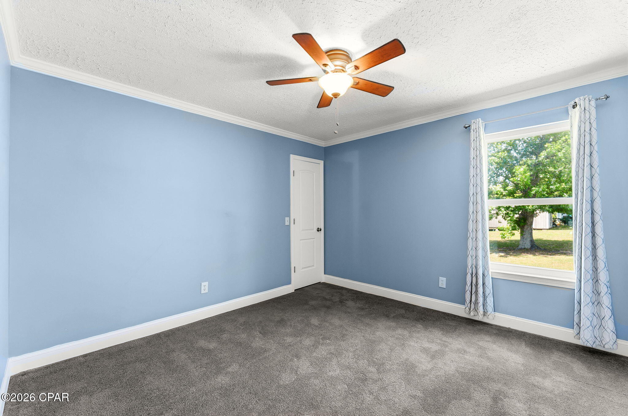 Image 40 For 1024 East Street