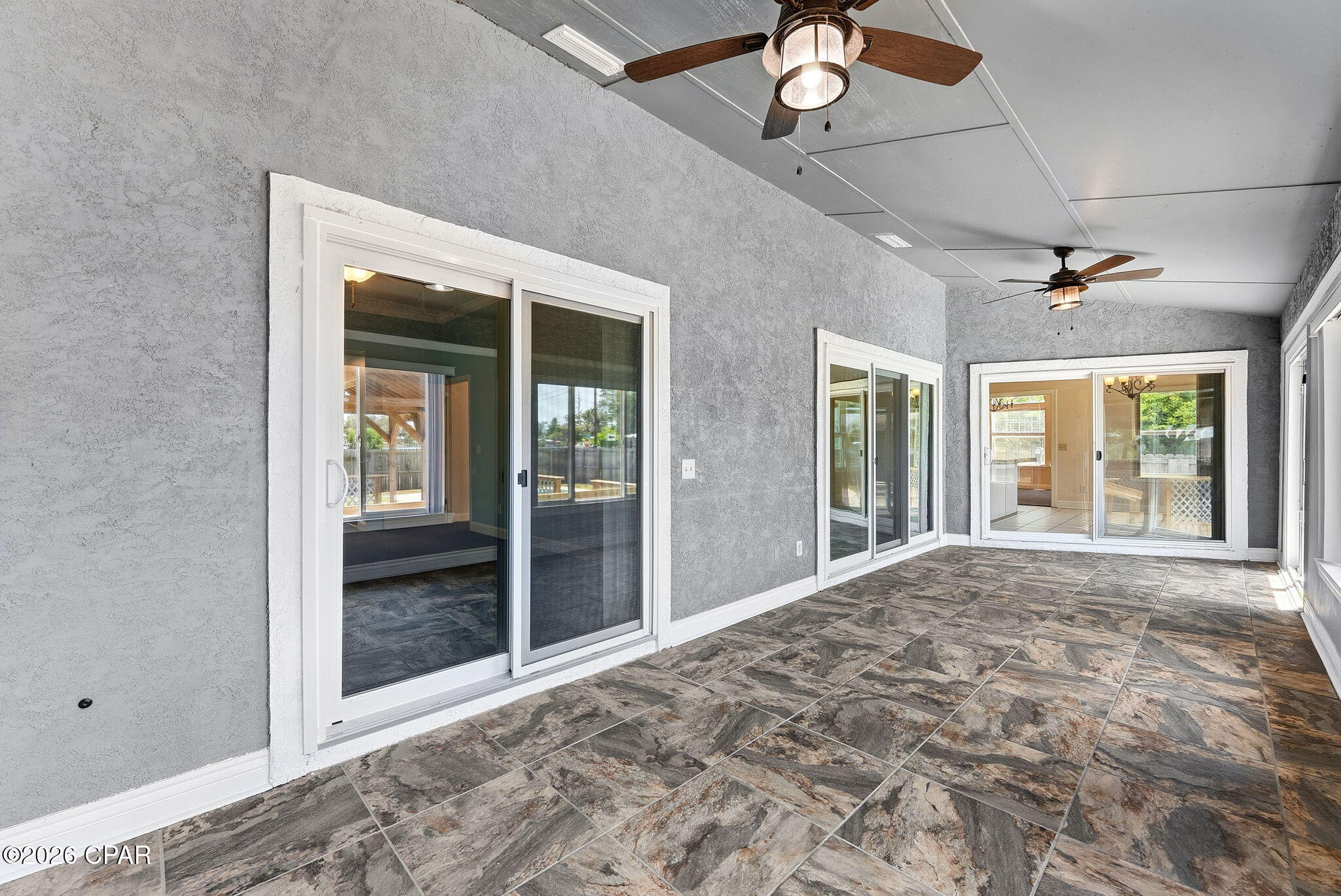 Image 47 For 1024 East Street