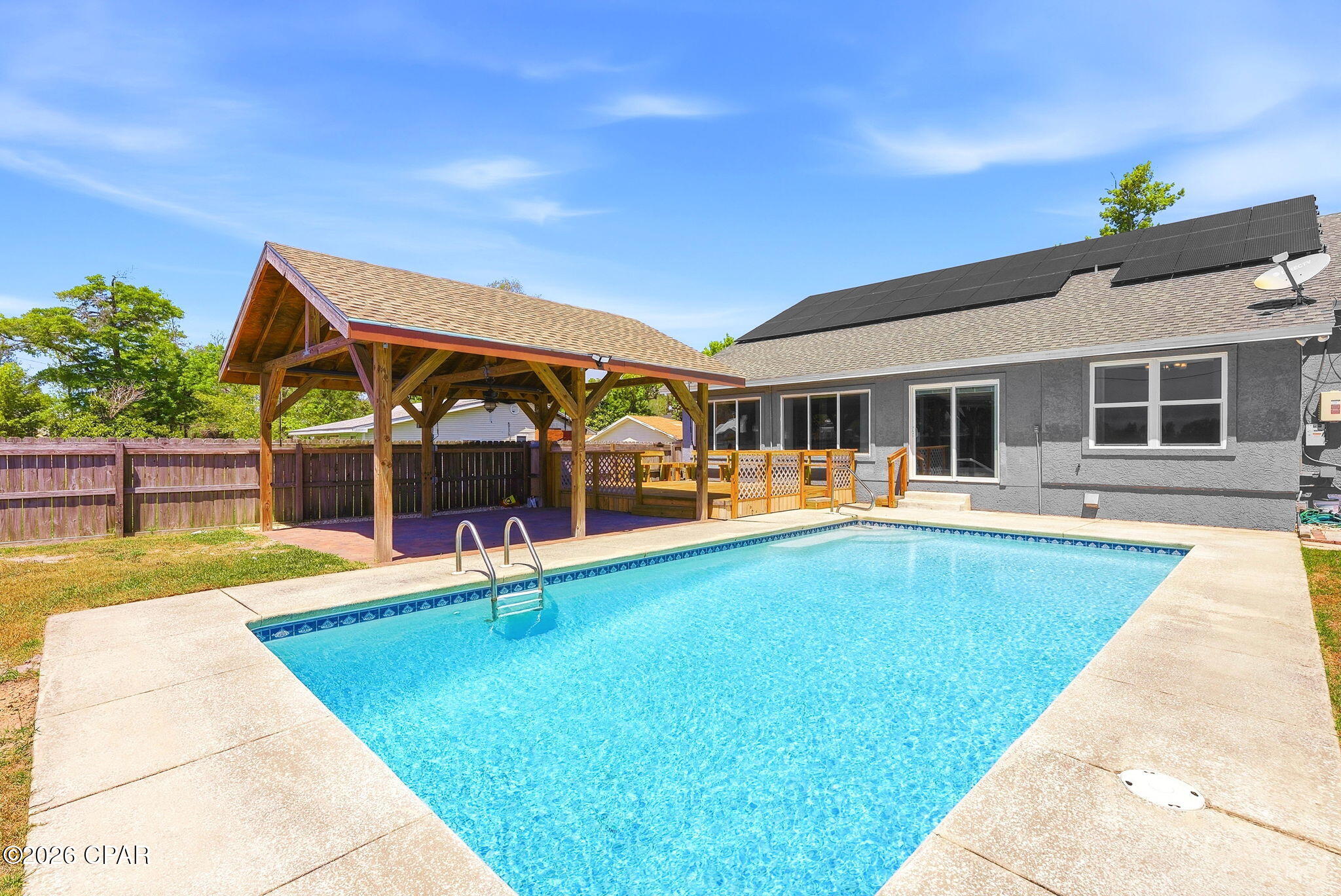 Image 49 For 1024 East Street