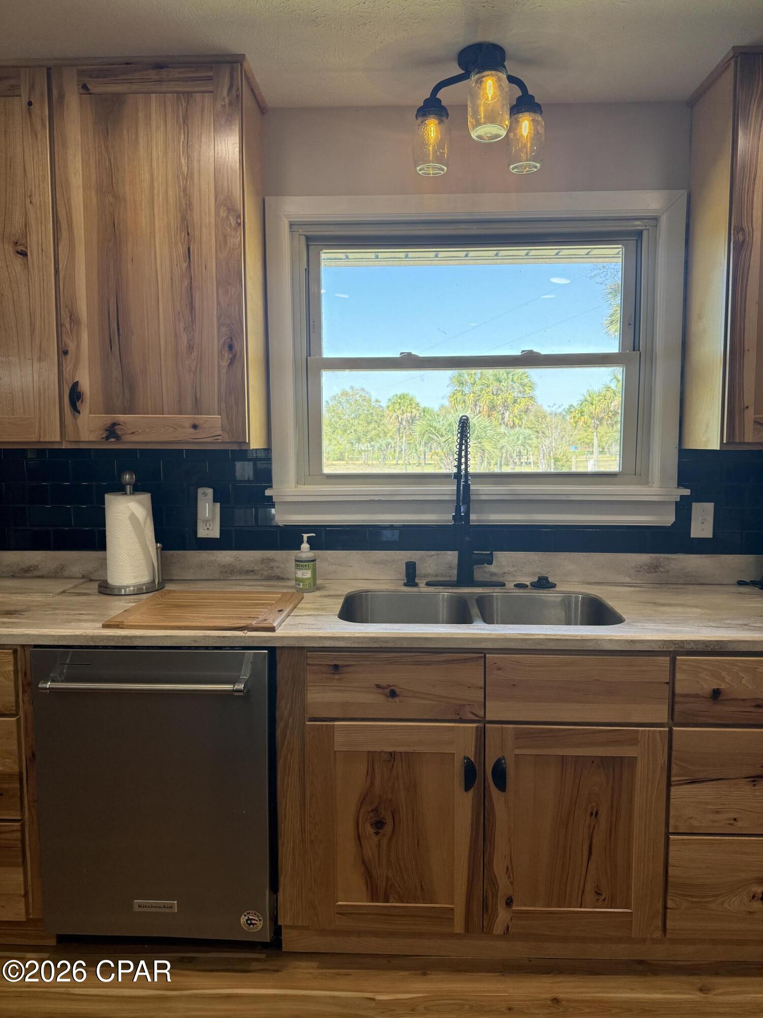 Image 32 For 10342 Brown Road