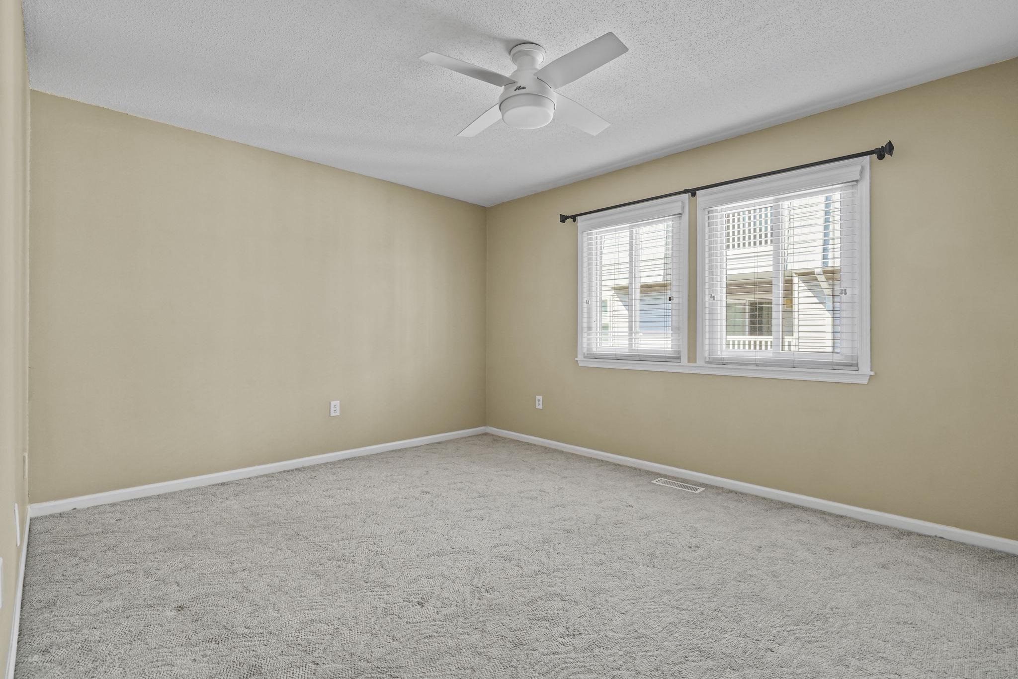 2609940 | Photo 23