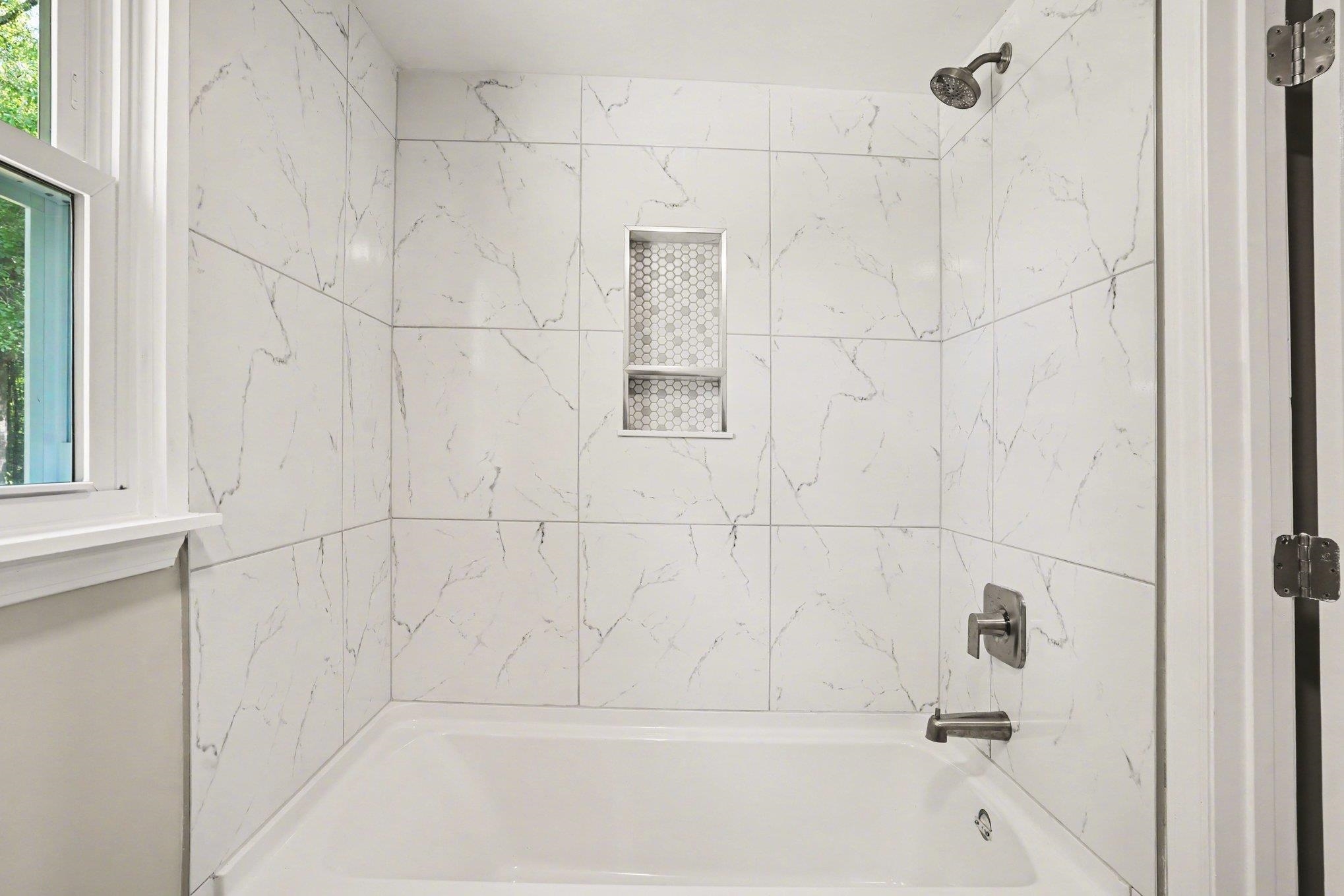 2609953 | Photo 24