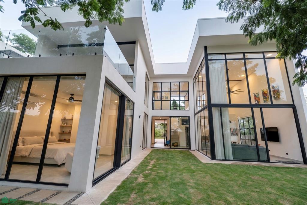 4 bed Condo For Sale in Alajuela, Alajuela - 1