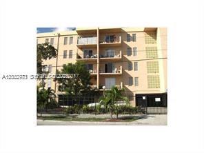 Lancaster Condo