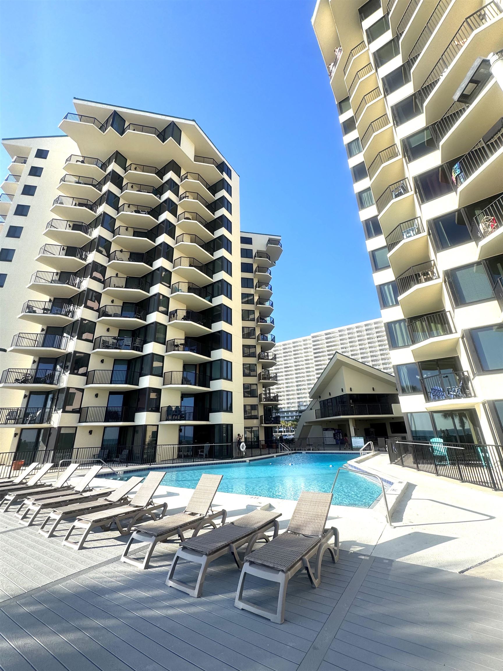9850  Thomas Drive 909E, Panama City, FL, 32408