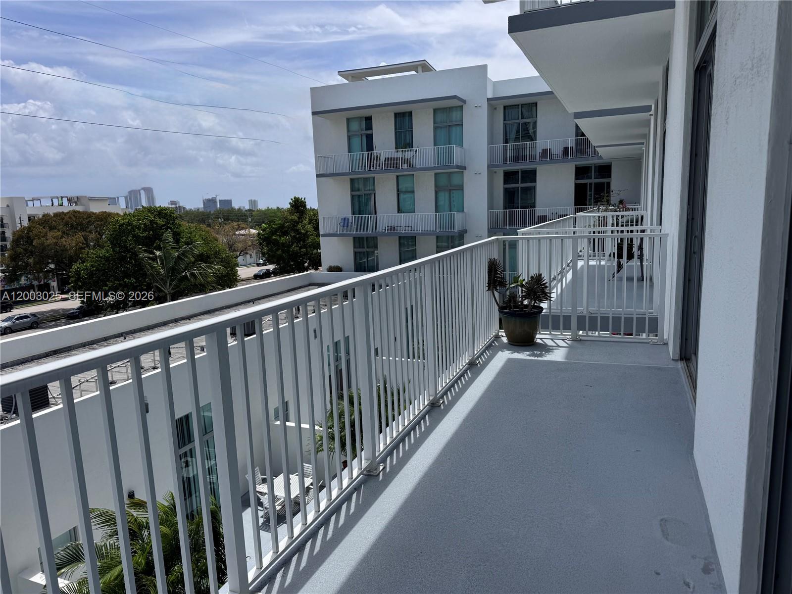 Homes for sale in Hollywood, FL | 2100 Van Buren St #412, Hollywood, FL 33020 | MLS# A12003025