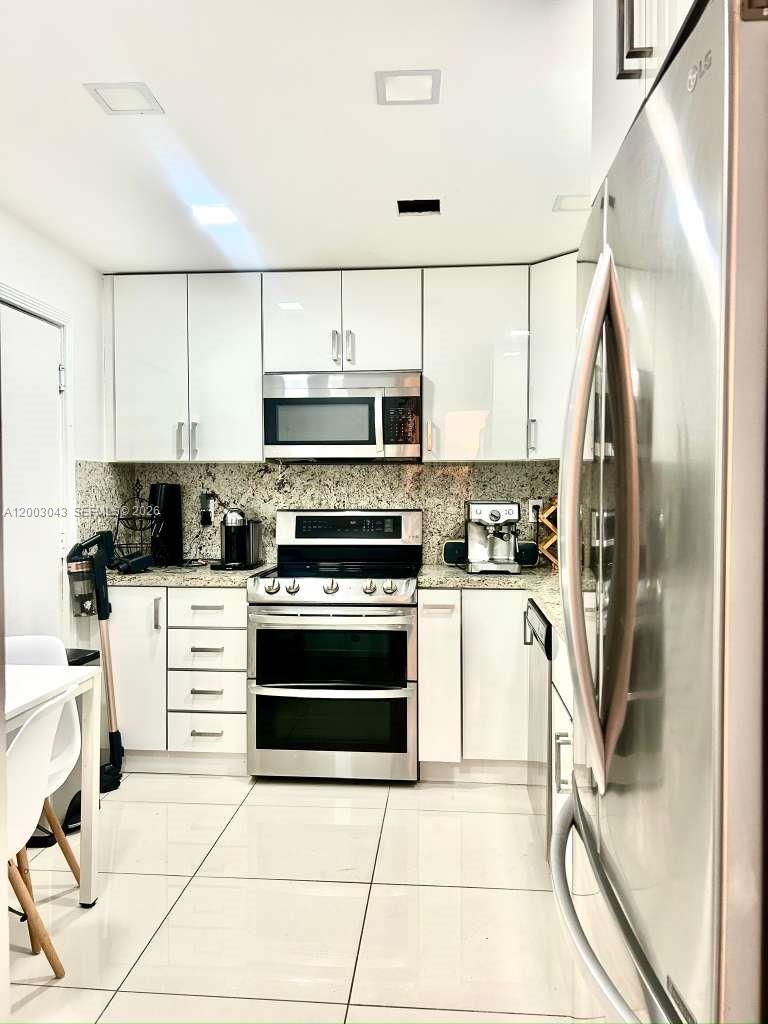 St Regis Apts Condo