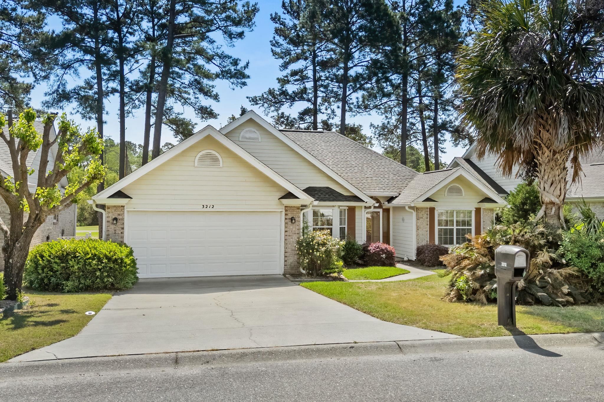3212 Hermitage Dr. Little River, SC 29566