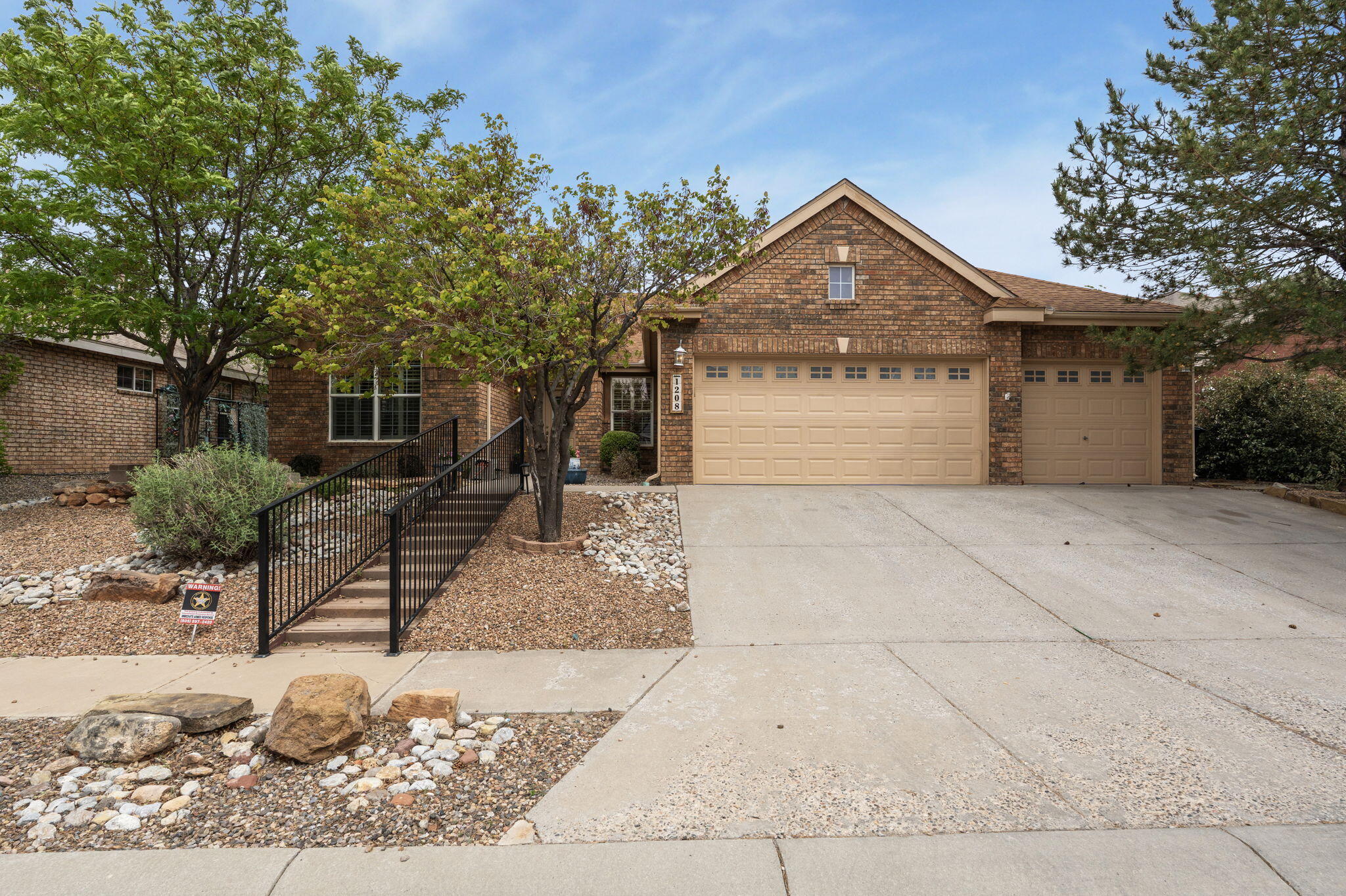 Homes for sale in Albuquerque, NM | 1208 Cannonade Ct Se, Albuquerque, NM 87123 | MLS# 1101885