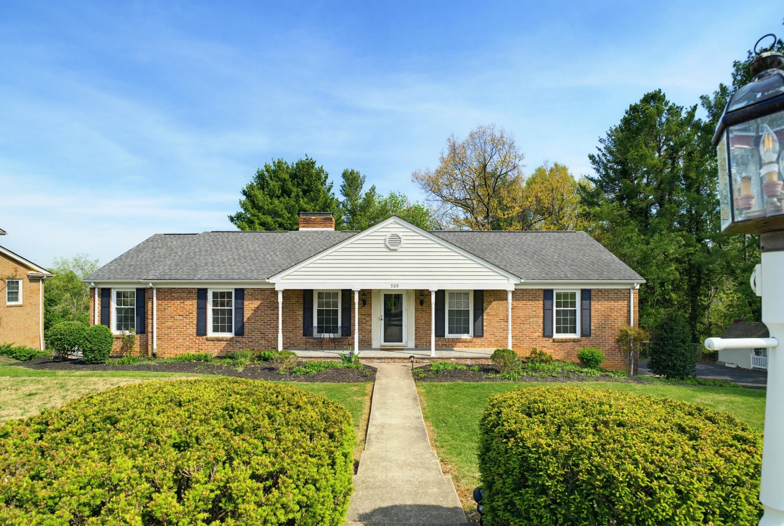505 VICTORIA DR exterior