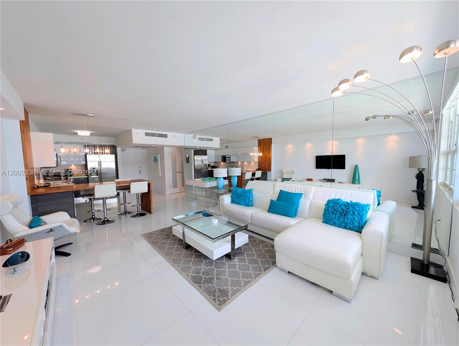 The Decoplage Condo