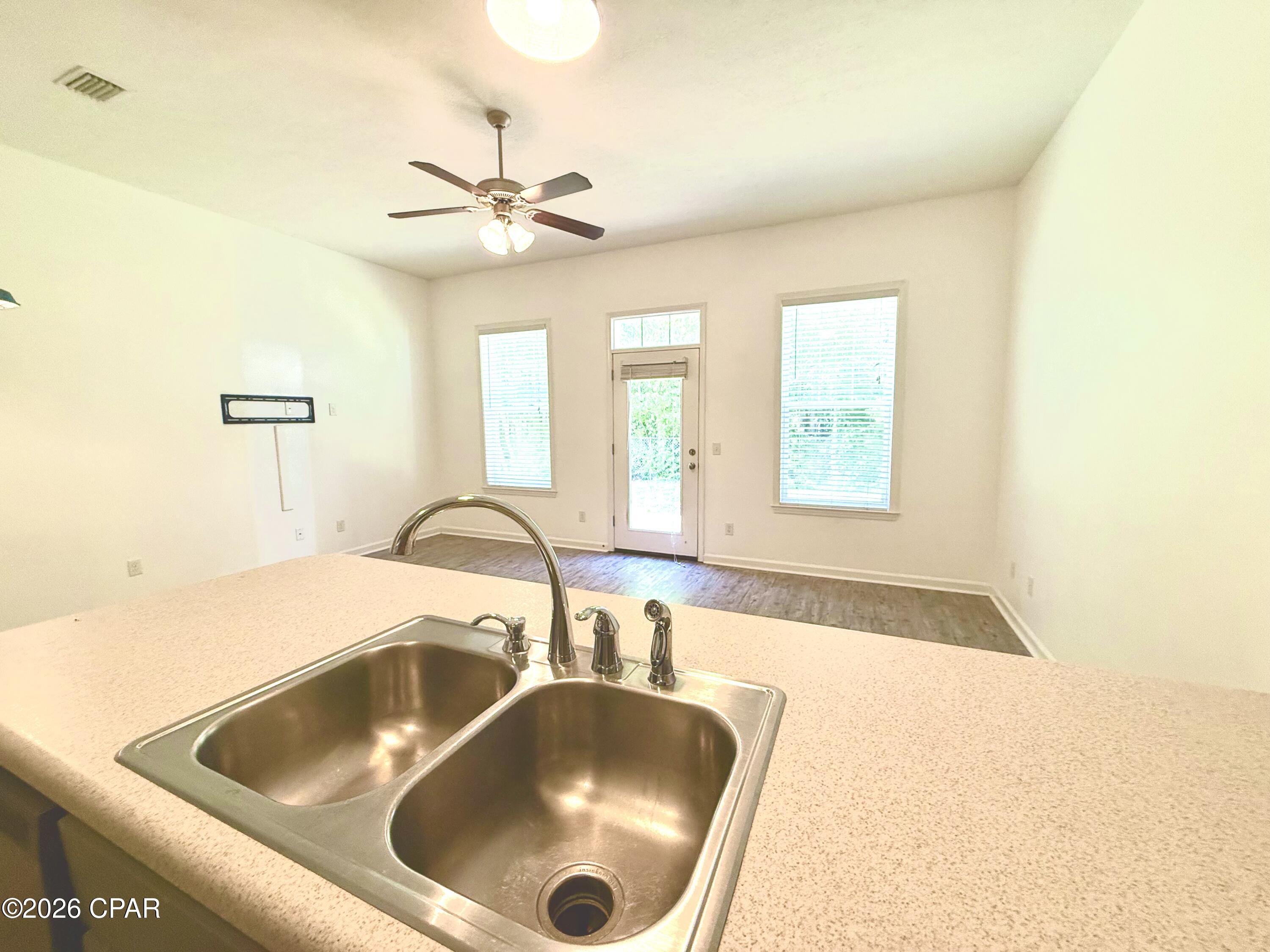 Image 9 For 7228 Quail Hollow Drive