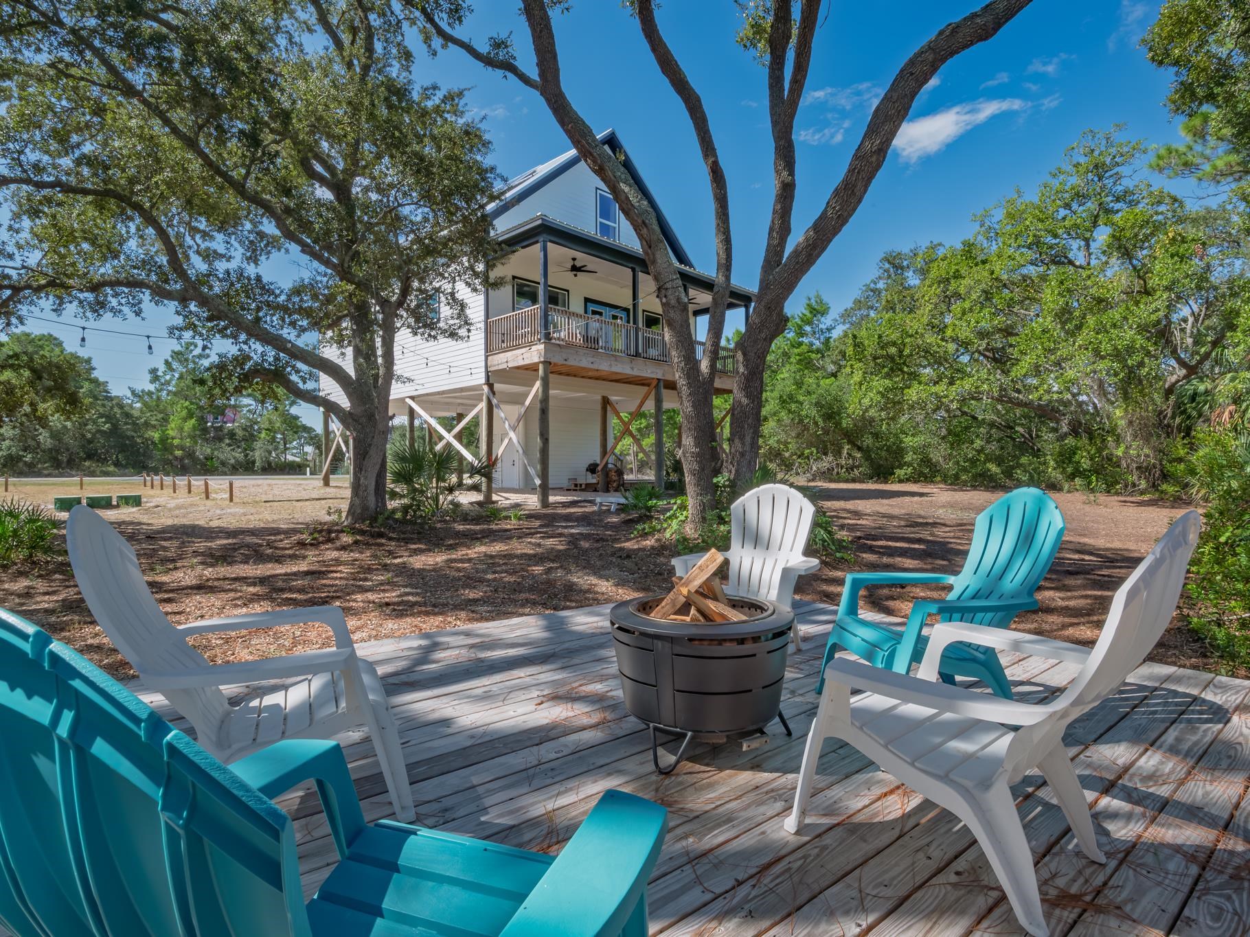 1372  ALLIGATOR Drive , Alligator Point, FL, 32346