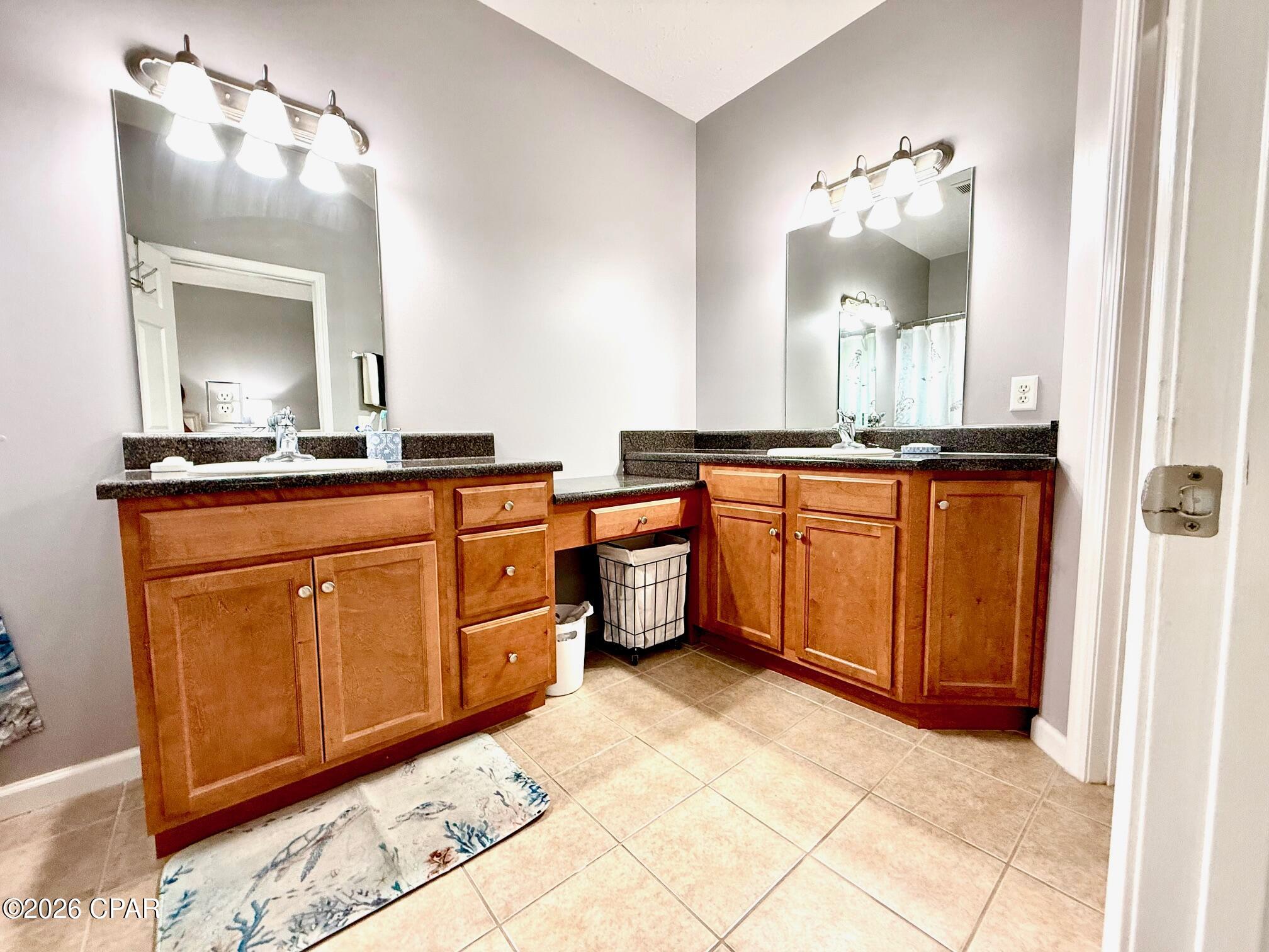 Image 12 For 2902 Cocoa Court