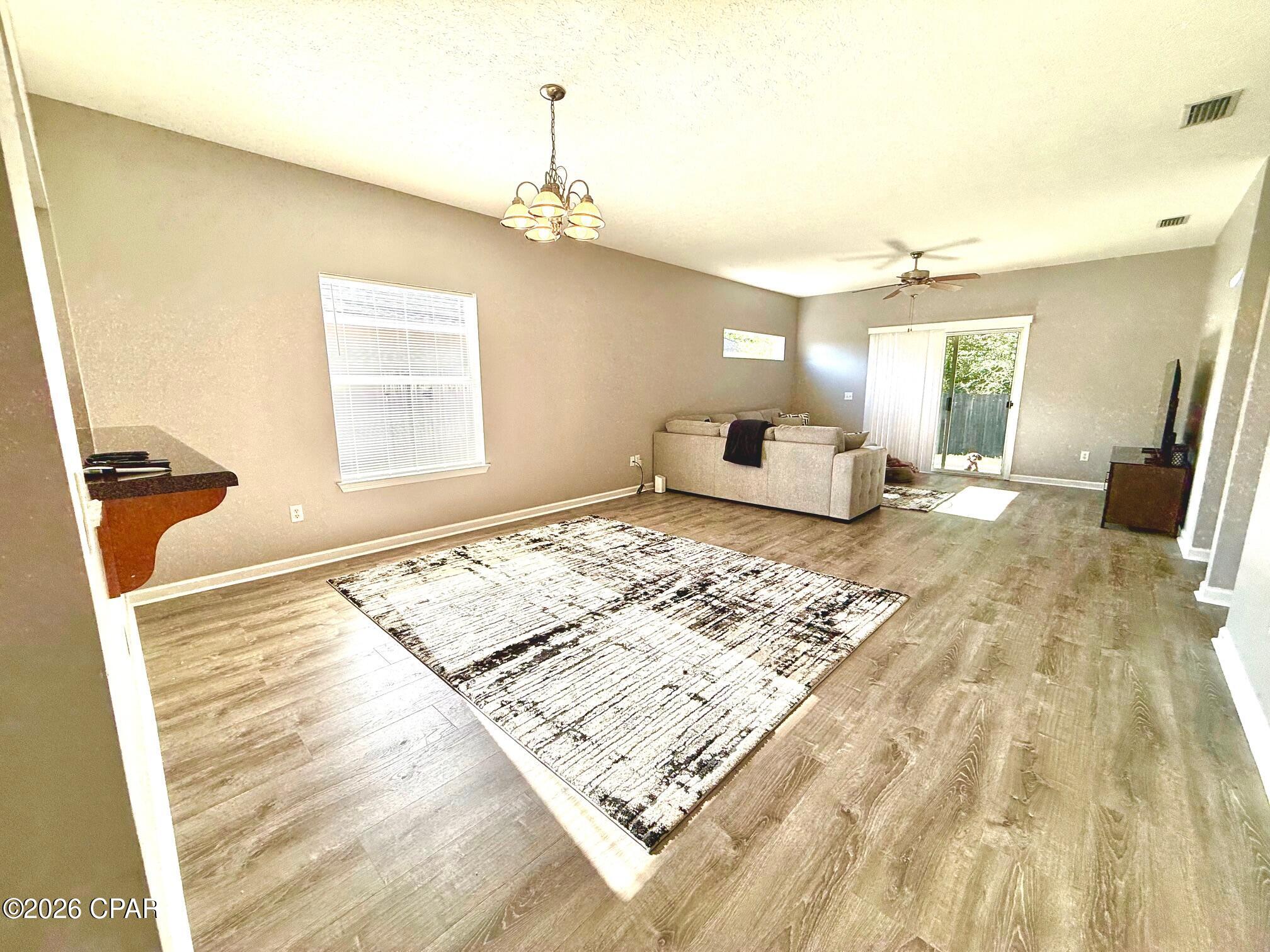 Image 4 For 2902 Cocoa Court