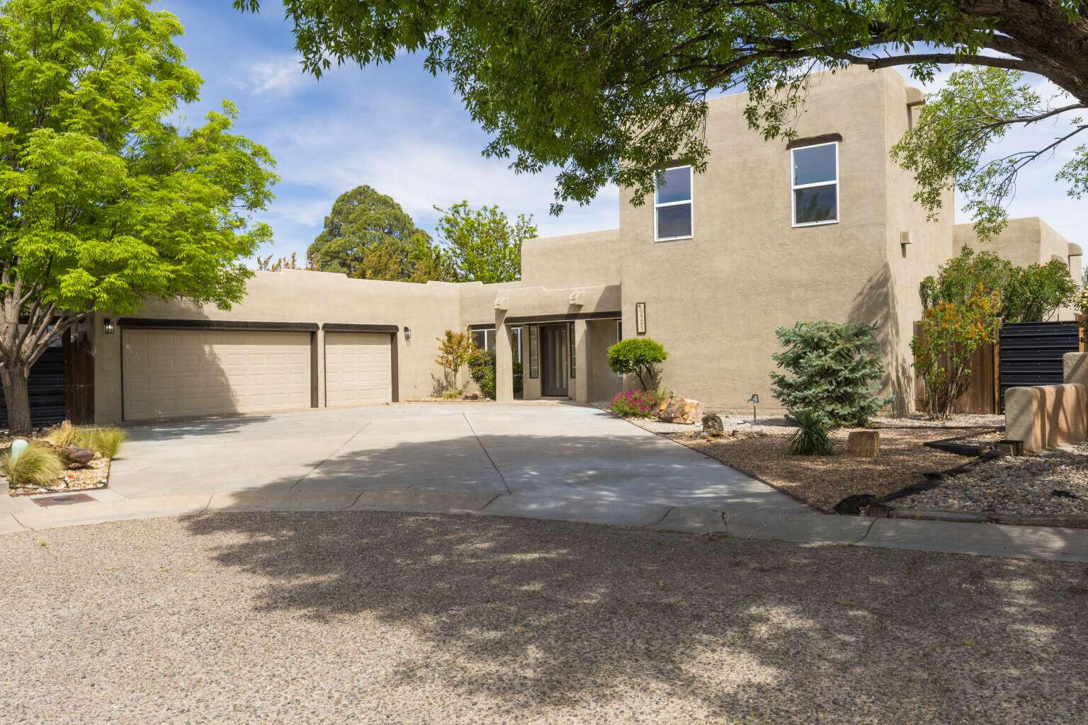 Homes for sale in Los Ranchos, NM | 6425 Guadalupe Pl Nw, Los Ranchos, NM 87107 | MLS# 1101907
