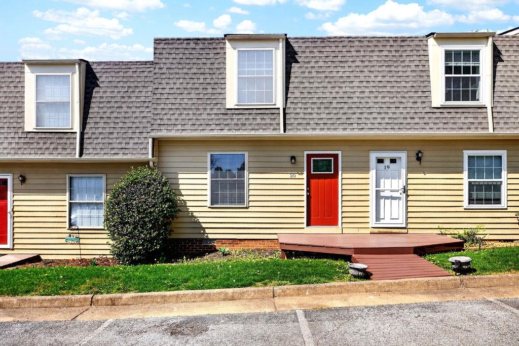 2333 MORRIS MILL RD #20, Staunton, VA 24401