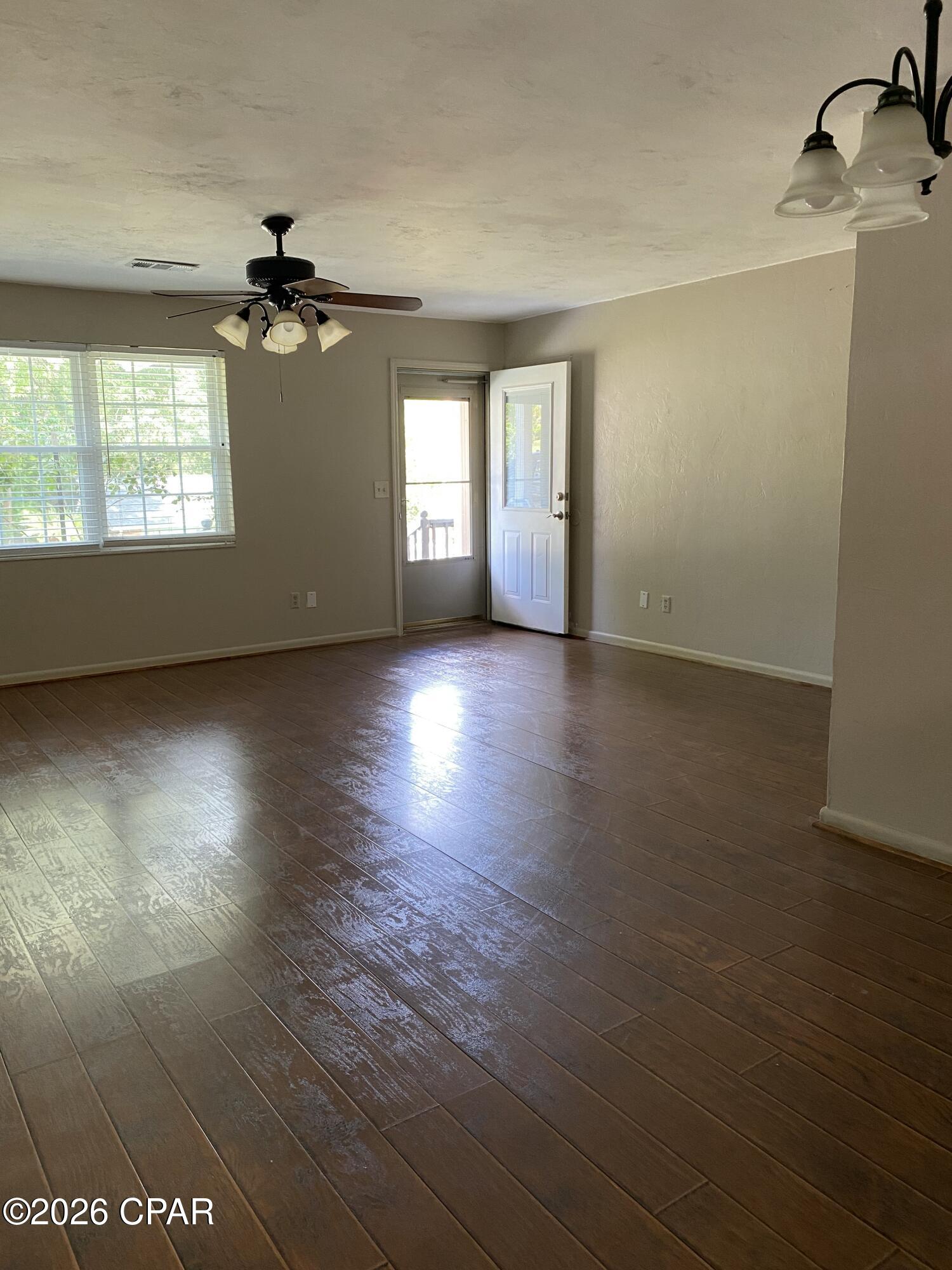 Image 4 For 2205 Greenwich Way