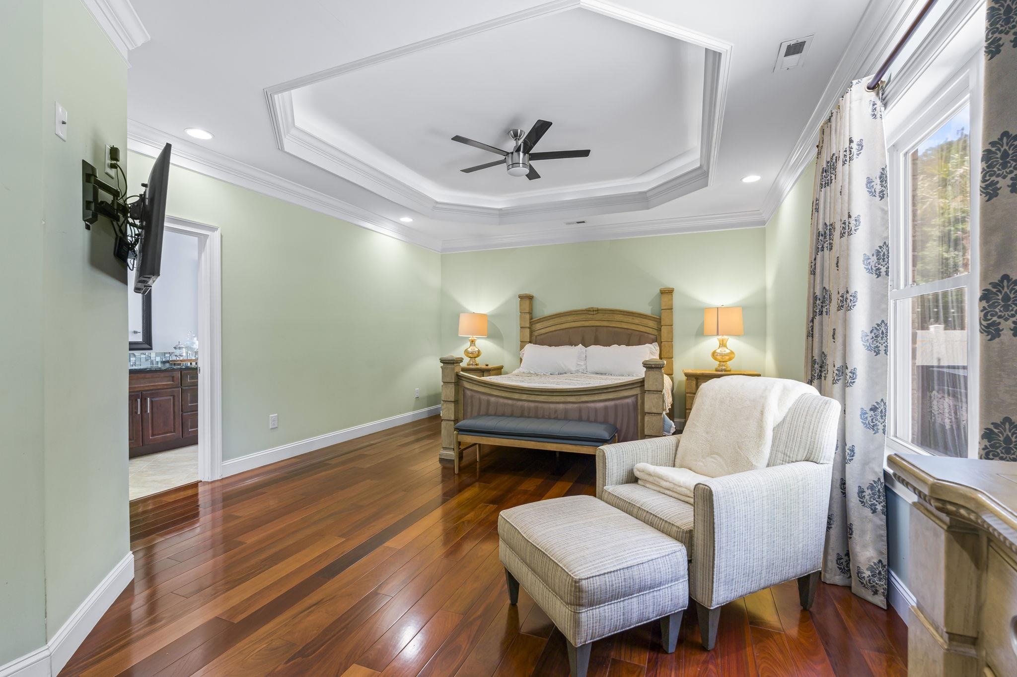 2610050 | Photo 17
