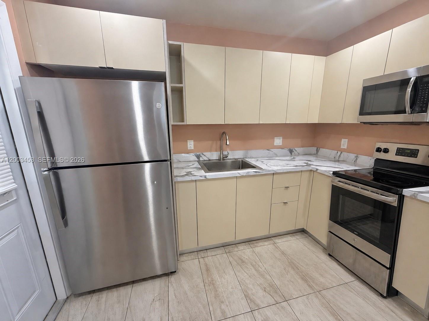 Property photo # 4