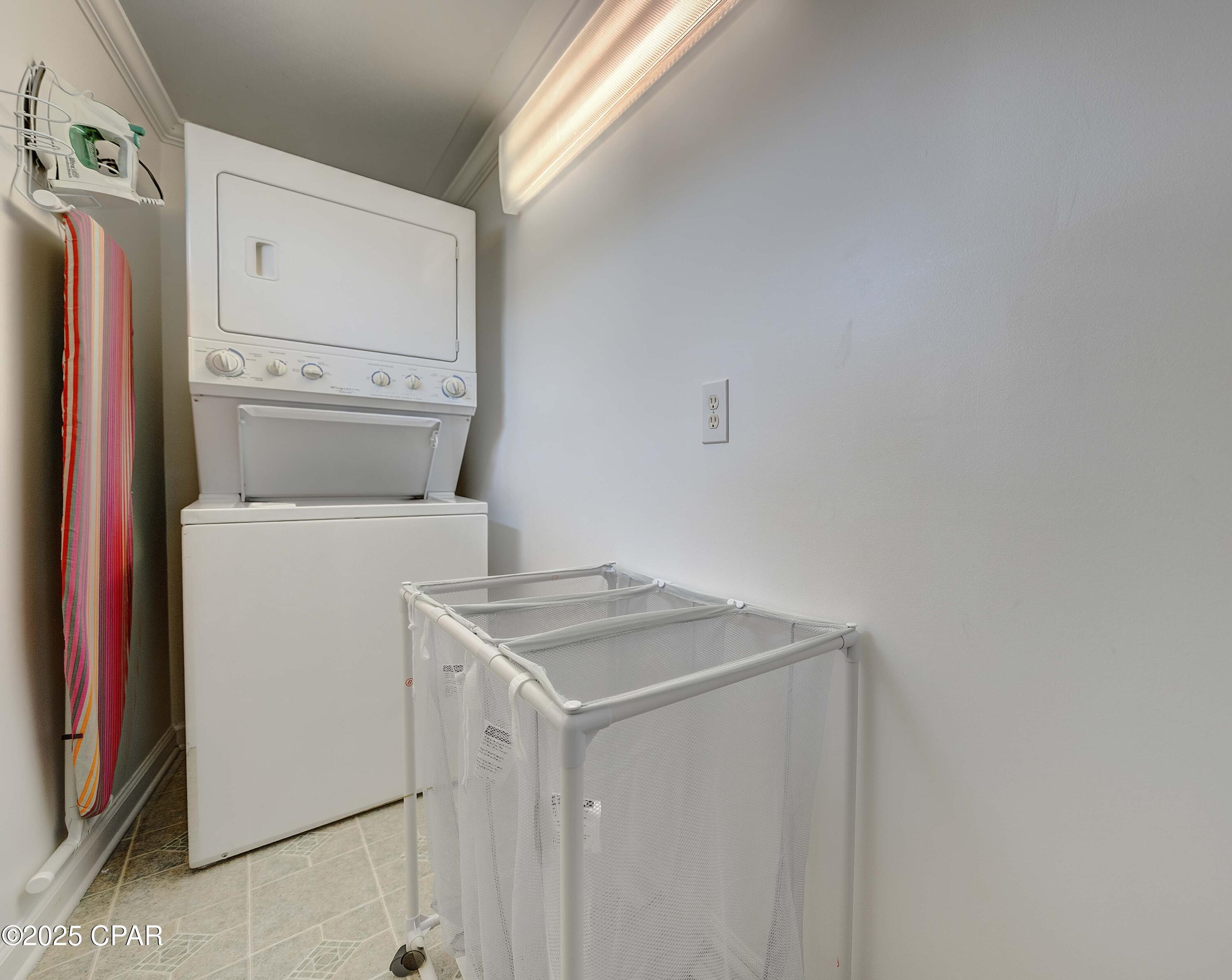 Image 39 For 1219 Thomas Drive 244